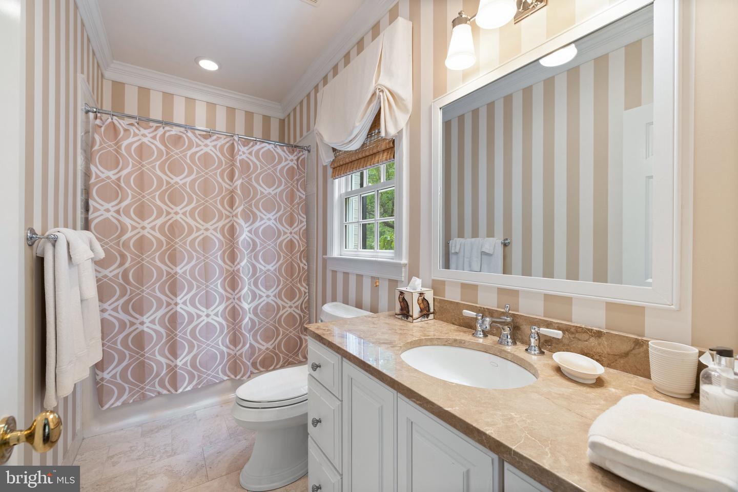 6452 OLD GOOSE CREEK RD, MIDDLEBURG, Virginia 20117, 3 Bedrooms Bedrooms, ,4 BathroomsBathrooms,Residential,For sale,6452 OLD GOOSE CREEK RD,VAFQ2016848 MLS # VAFQ2016848