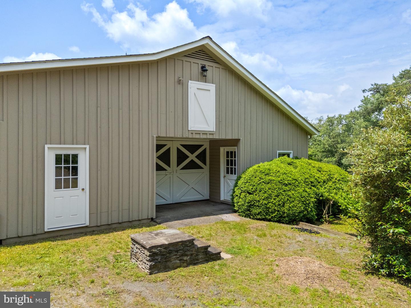 6452 OLD GOOSE CREEK RD, MIDDLEBURG, Virginia 20117, 3 Bedrooms Bedrooms, ,4 BathroomsBathrooms,Residential,For sale,6452 OLD GOOSE CREEK RD,VAFQ2016848 MLS # VAFQ2016848