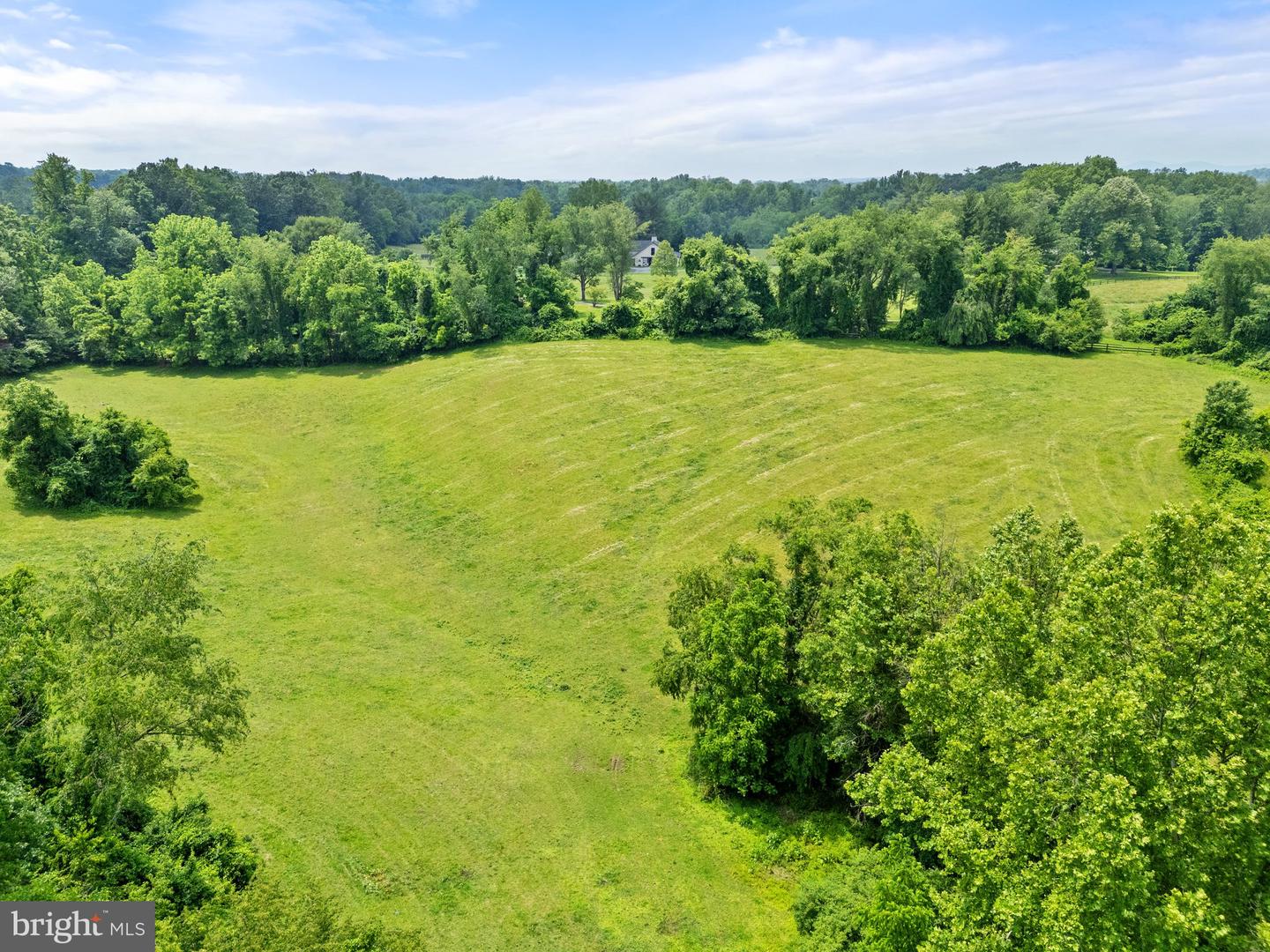 6452 OLD GOOSE CREEK RD, MIDDLEBURG, Virginia 20117, 3 Bedrooms Bedrooms, ,4 BathroomsBathrooms,Residential,For sale,6452 OLD GOOSE CREEK RD,VAFQ2016848 MLS # VAFQ2016848