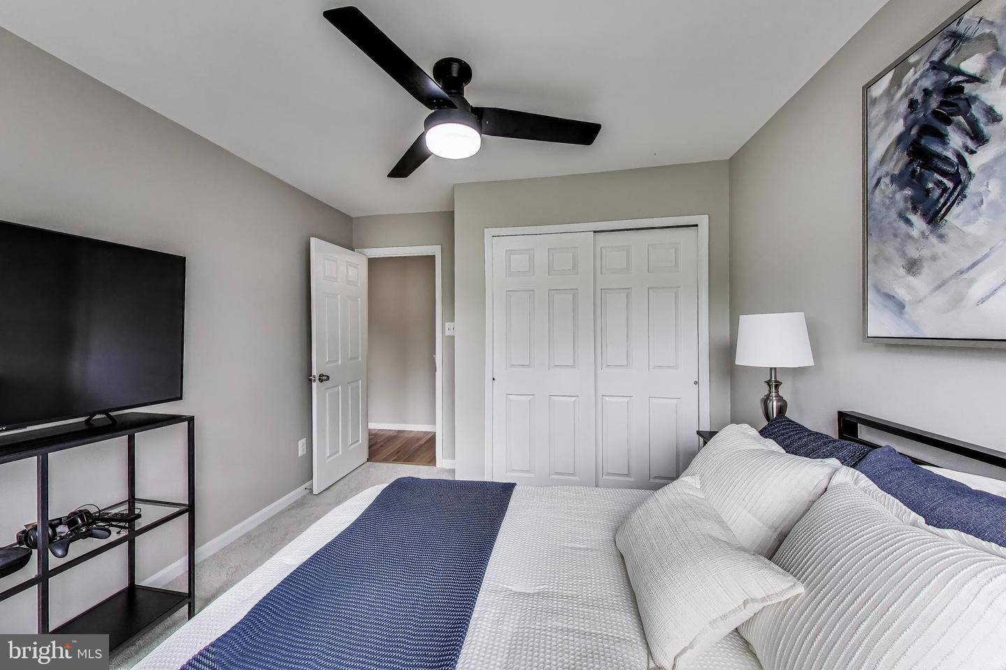 8603 LAUREN DR, SPRINGFIELD, Virginia 22153, 5 Bedrooms Bedrooms, ,4 BathroomsBathrooms,Residential,For sale,8603 LAUREN DR,VAFX2244252 MLS # VAFX2244252