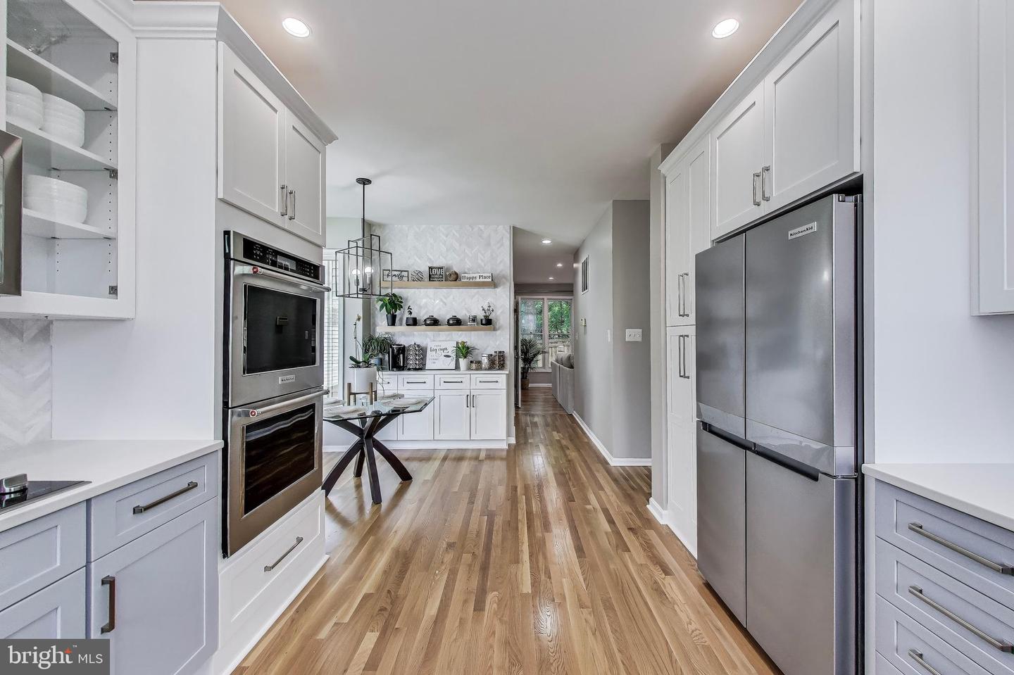 8603 LAUREN DR, SPRINGFIELD, Virginia 22153, 5 Bedrooms Bedrooms, ,4 BathroomsBathrooms,Residential,For sale,8603 LAUREN DR,VAFX2244252 MLS # VAFX2244252