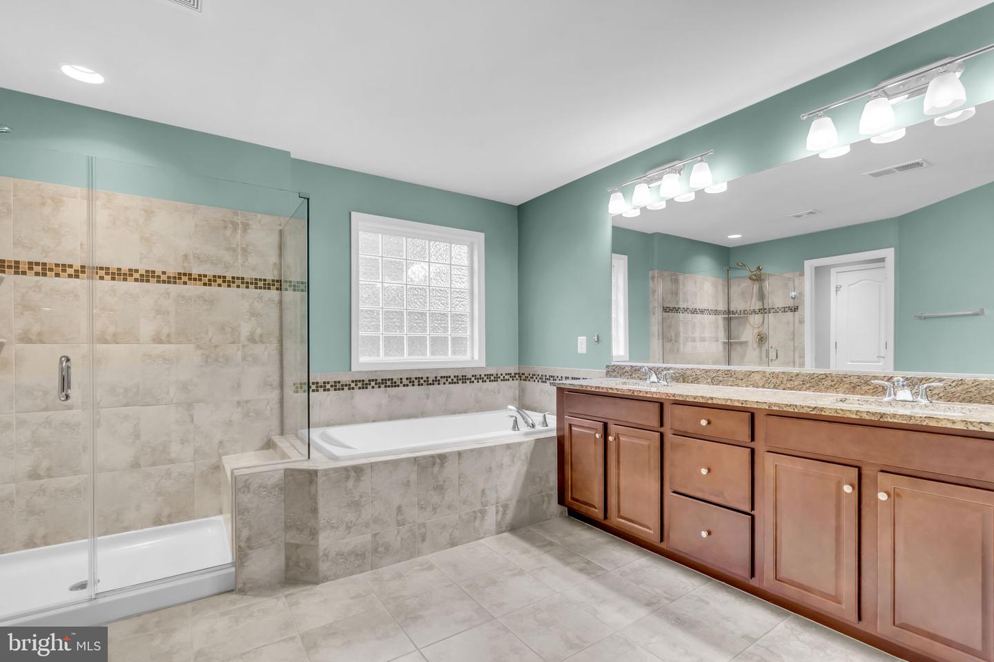 40578 SCULPIN CT, ALDIE, Virginia 20105, 7 Bedrooms Bedrooms, ,5 BathroomsBathrooms,Residential,For sale,40578 SCULPIN CT,VALO2098358 MLS # VALO2098358