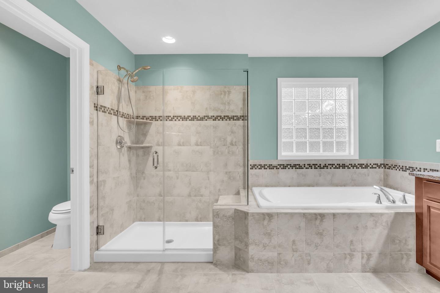 40578 SCULPIN CT, ALDIE, Virginia 20105, 7 Bedrooms Bedrooms, ,5 BathroomsBathrooms,Residential,For sale,40578 SCULPIN CT,VALO2098358 MLS # VALO2098358