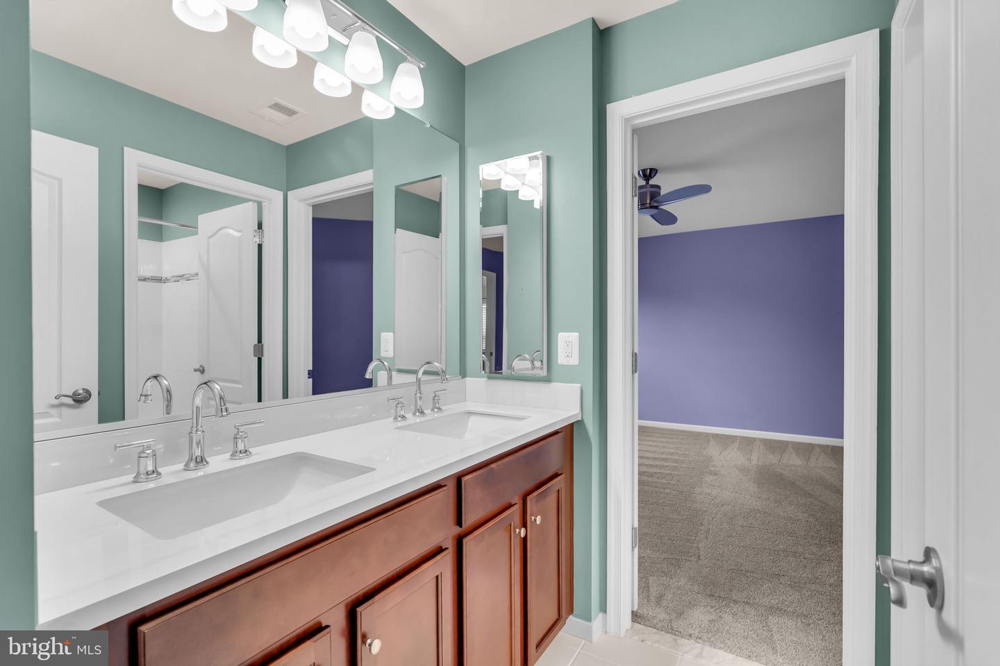 40578 SCULPIN CT, ALDIE, Virginia 20105, 7 Bedrooms Bedrooms, ,5 BathroomsBathrooms,Residential,For sale,40578 SCULPIN CT,VALO2098358 MLS # VALO2098358
