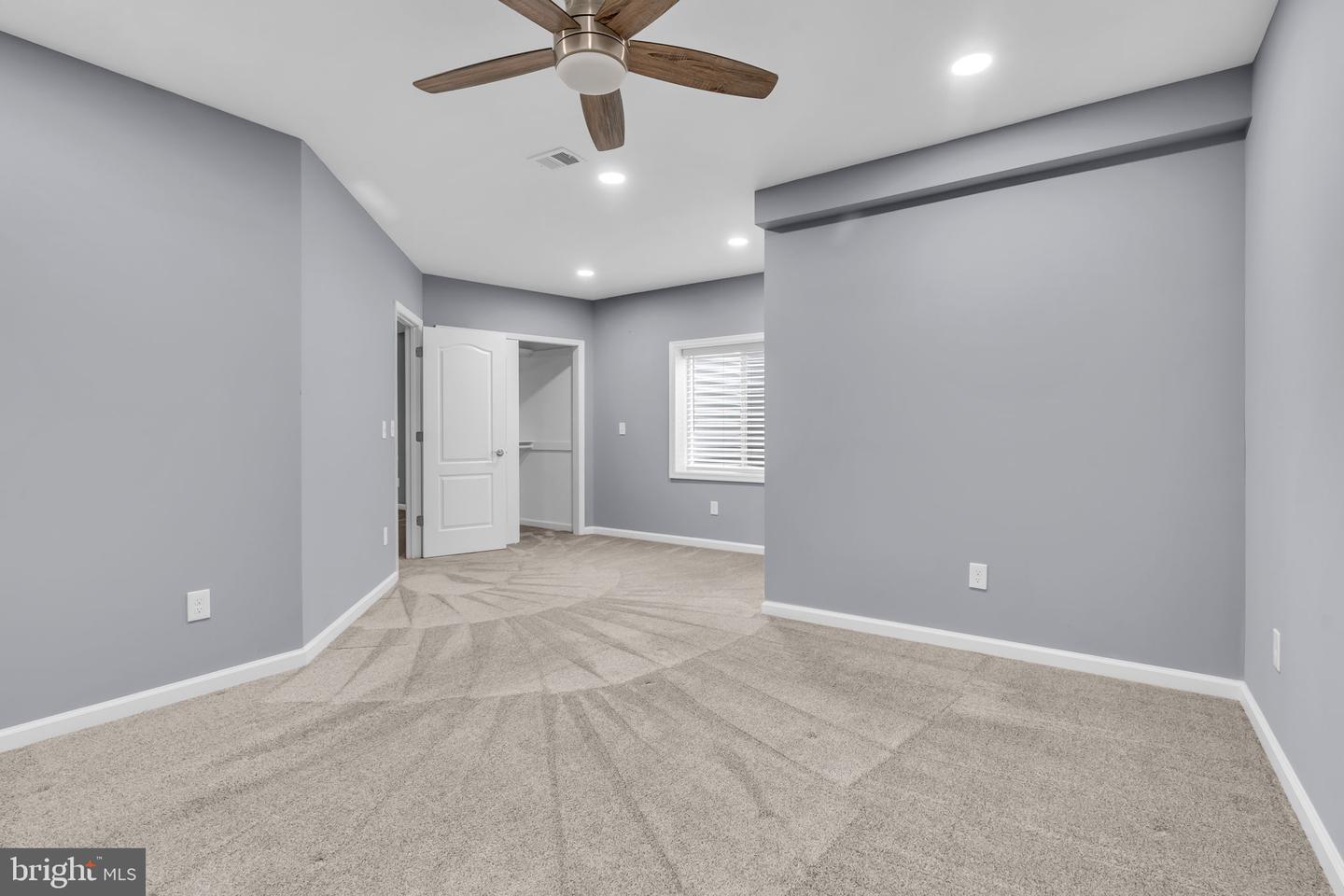 40578 SCULPIN CT, ALDIE, Virginia 20105, 7 Bedrooms Bedrooms, ,5 BathroomsBathrooms,Residential,For sale,40578 SCULPIN CT,VALO2098358 MLS # VALO2098358