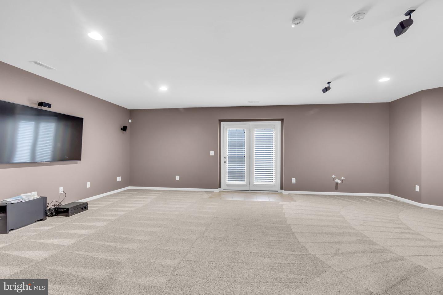 40578 SCULPIN CT, ALDIE, Virginia 20105, 7 Bedrooms Bedrooms, ,5 BathroomsBathrooms,Residential,For sale,40578 SCULPIN CT,VALO2098358 MLS # VALO2098358