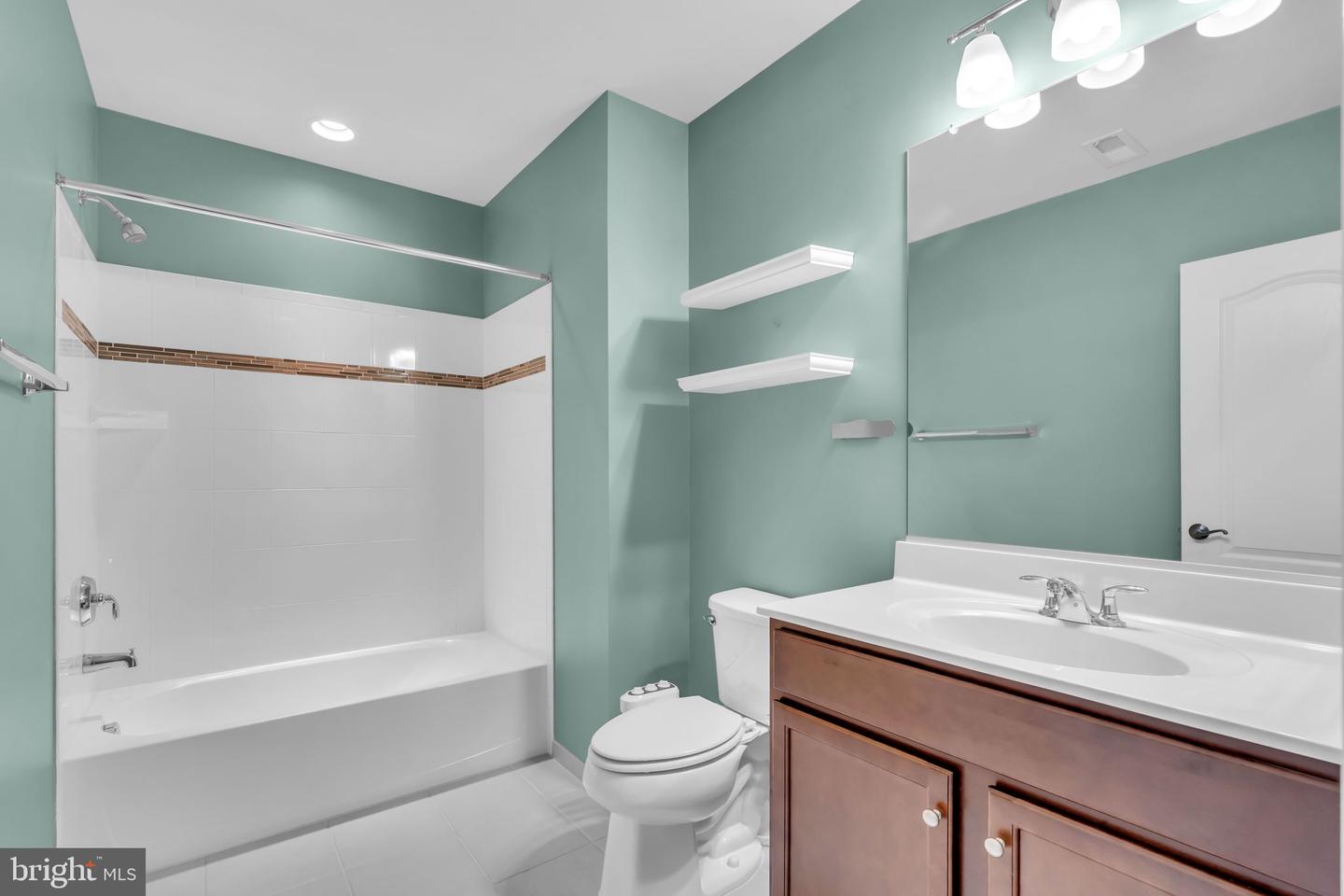 40578 SCULPIN CT, ALDIE, Virginia 20105, 7 Bedrooms Bedrooms, ,5 BathroomsBathrooms,Residential,For sale,40578 SCULPIN CT,VALO2098358 MLS # VALO2098358