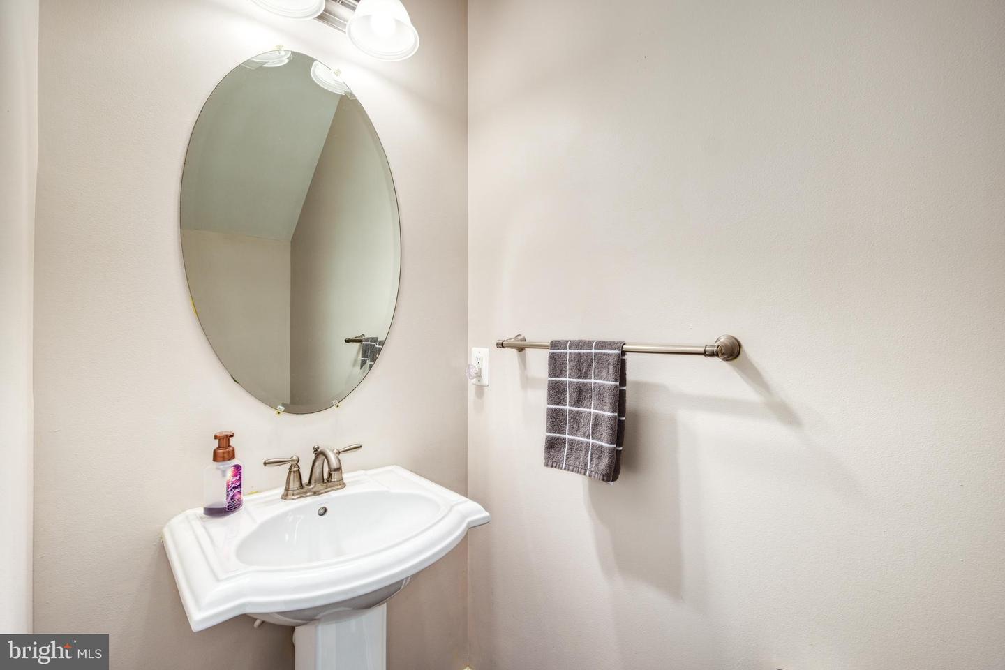 9583 CENTER ST, MANASSAS, Virginia 20110, 3 Bedrooms Bedrooms, ,2 BathroomsBathrooms,Residential,For sale,9583 CENTER ST,VAMN2008436 MLS # VAMN2008436