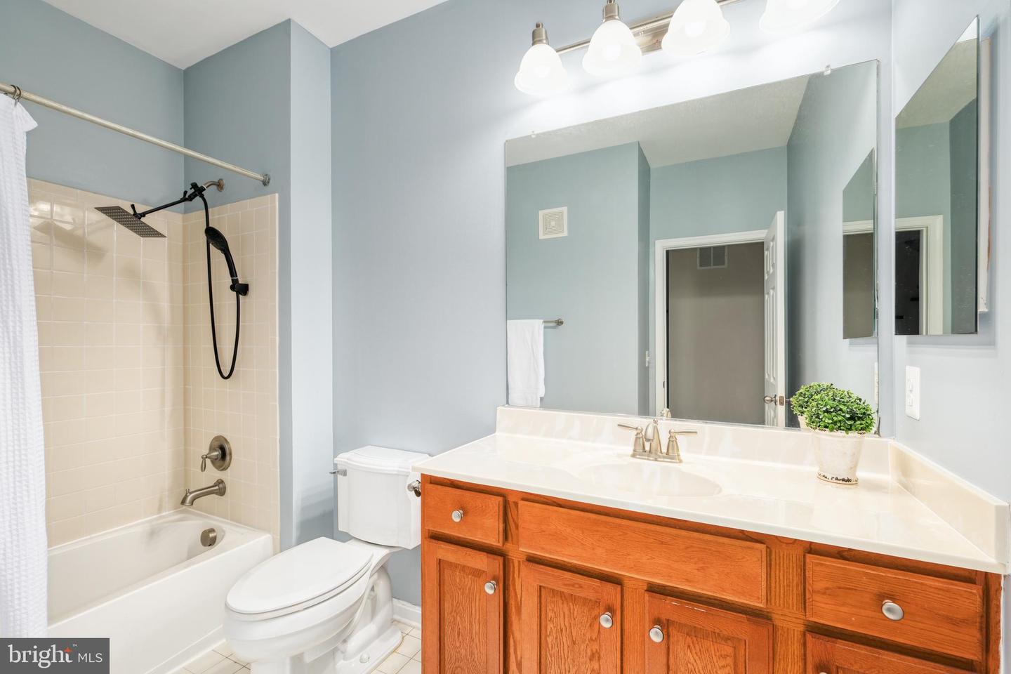 9583 CENTER ST, MANASSAS, Virginia 20110, 3 Bedrooms Bedrooms, ,2 BathroomsBathrooms,Residential,For sale,9583 CENTER ST,VAMN2008436 MLS # VAMN2008436