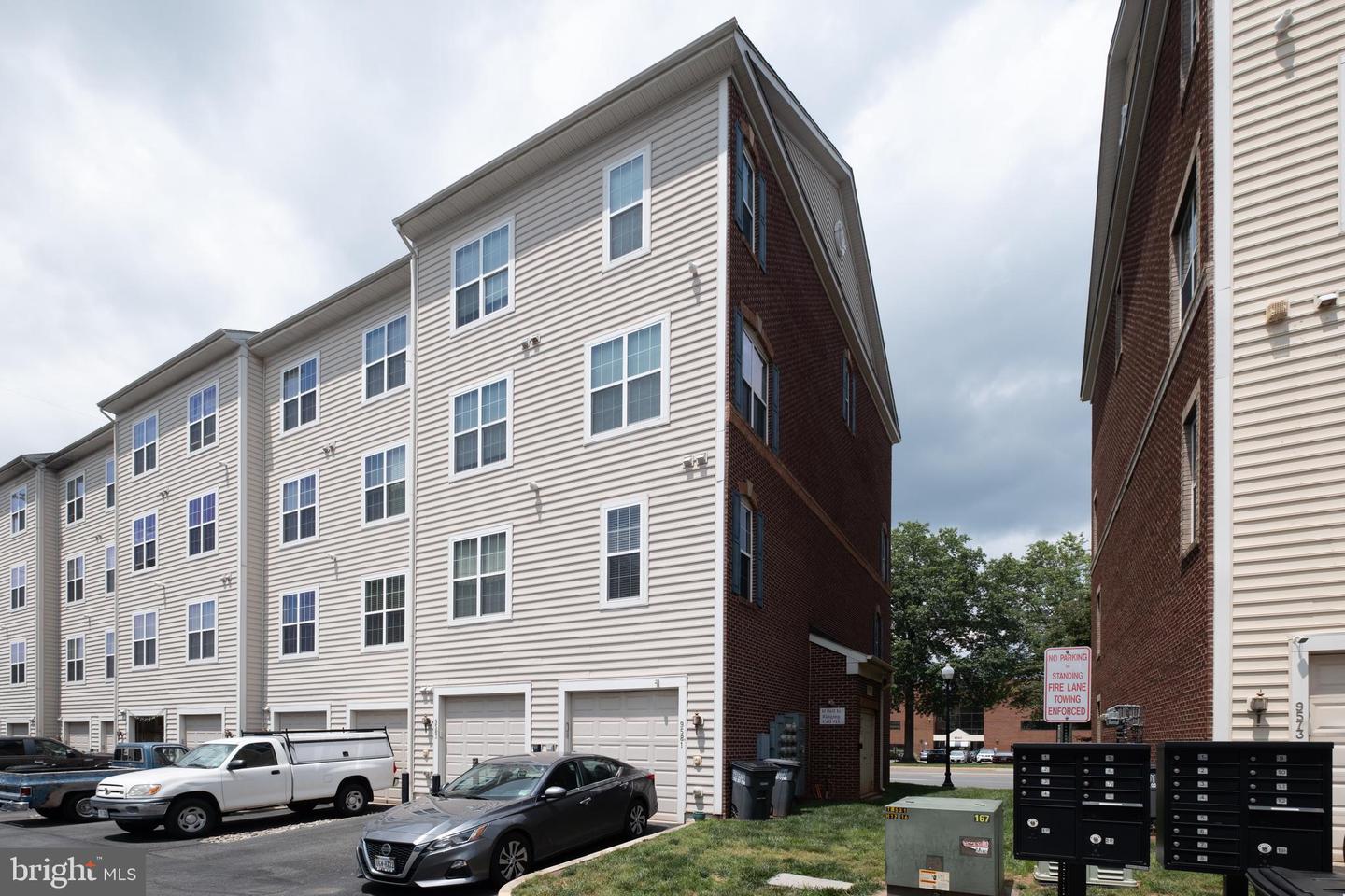 9583 CENTER ST, MANASSAS, Virginia 20110, 3 Bedrooms Bedrooms, ,2 BathroomsBathrooms,Residential,For sale,9583 CENTER ST,VAMN2008436 MLS # VAMN2008436