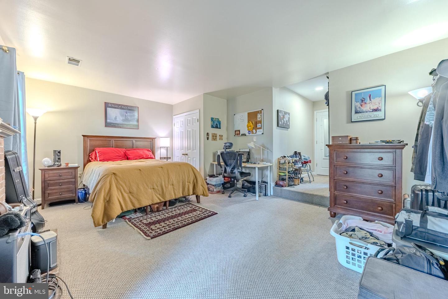 6150 CASTLETOWN WAY, ALEXANDRIA, Virginia 22310, 3 Bedrooms Bedrooms, ,3 BathroomsBathrooms,Residential,For sale,6150 CASTLETOWN WAY,VAFX2244742 MLS # VAFX2244742