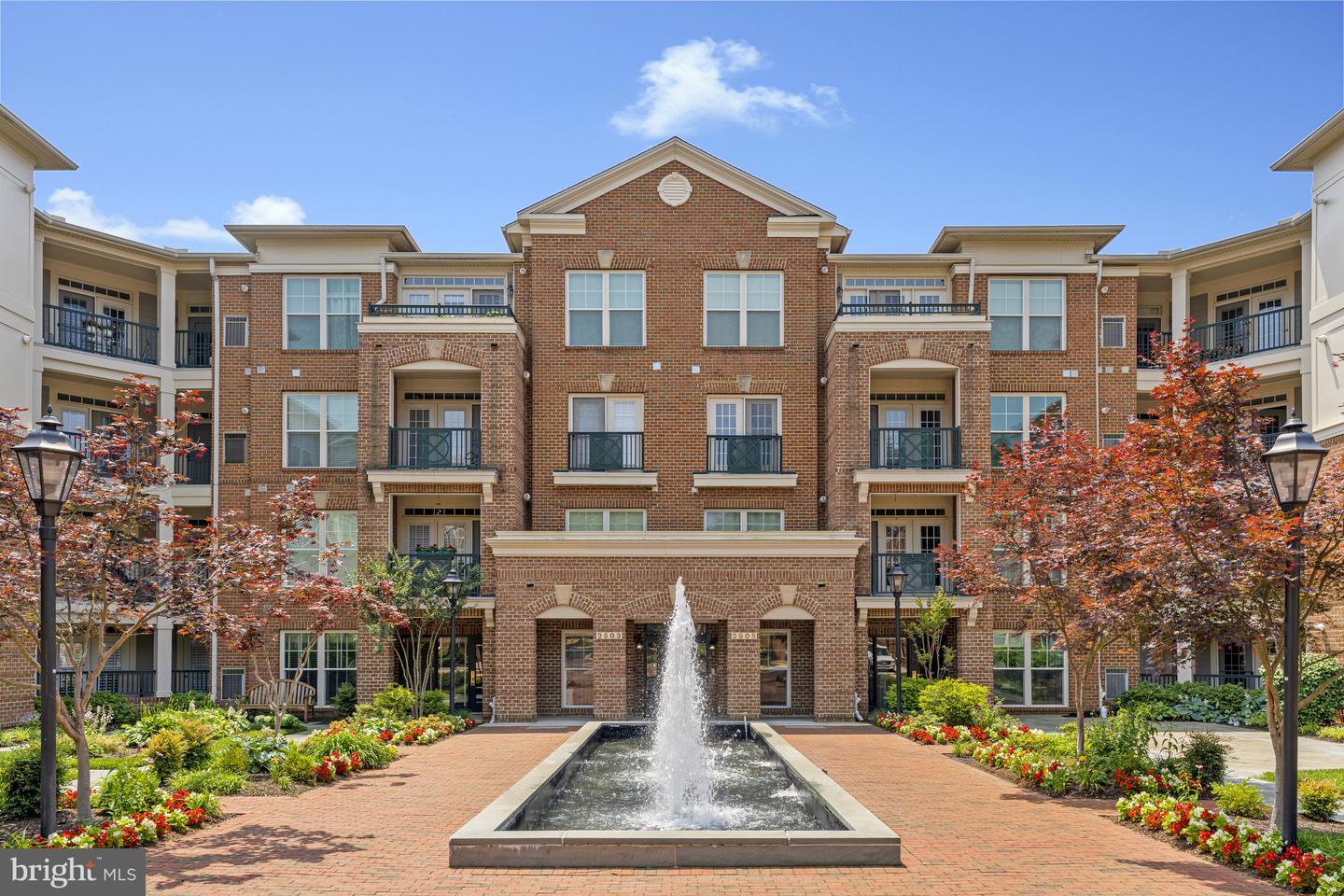 2903 SAINTSBURY PLAZA ##302, FAIRFAX, Virginia 22031, 3 Bedrooms Bedrooms, ,2 BathroomsBathrooms,Residential,For sale,2903 SAINTSBURY PLAZA ##302,VAFX2244750 MLS # VAFX2244750