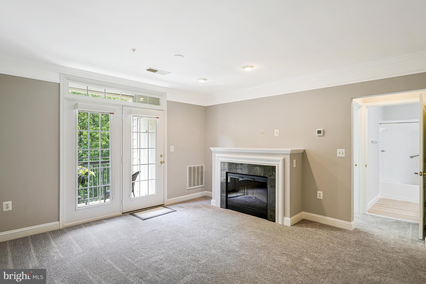 2903 SAINTSBURY PLAZA ##302, FAIRFAX, Virginia 22031, 3 Bedrooms Bedrooms, ,2 BathroomsBathrooms,Residential,For sale,2903 SAINTSBURY PLAZA ##302,VAFX2244750 MLS # VAFX2244750