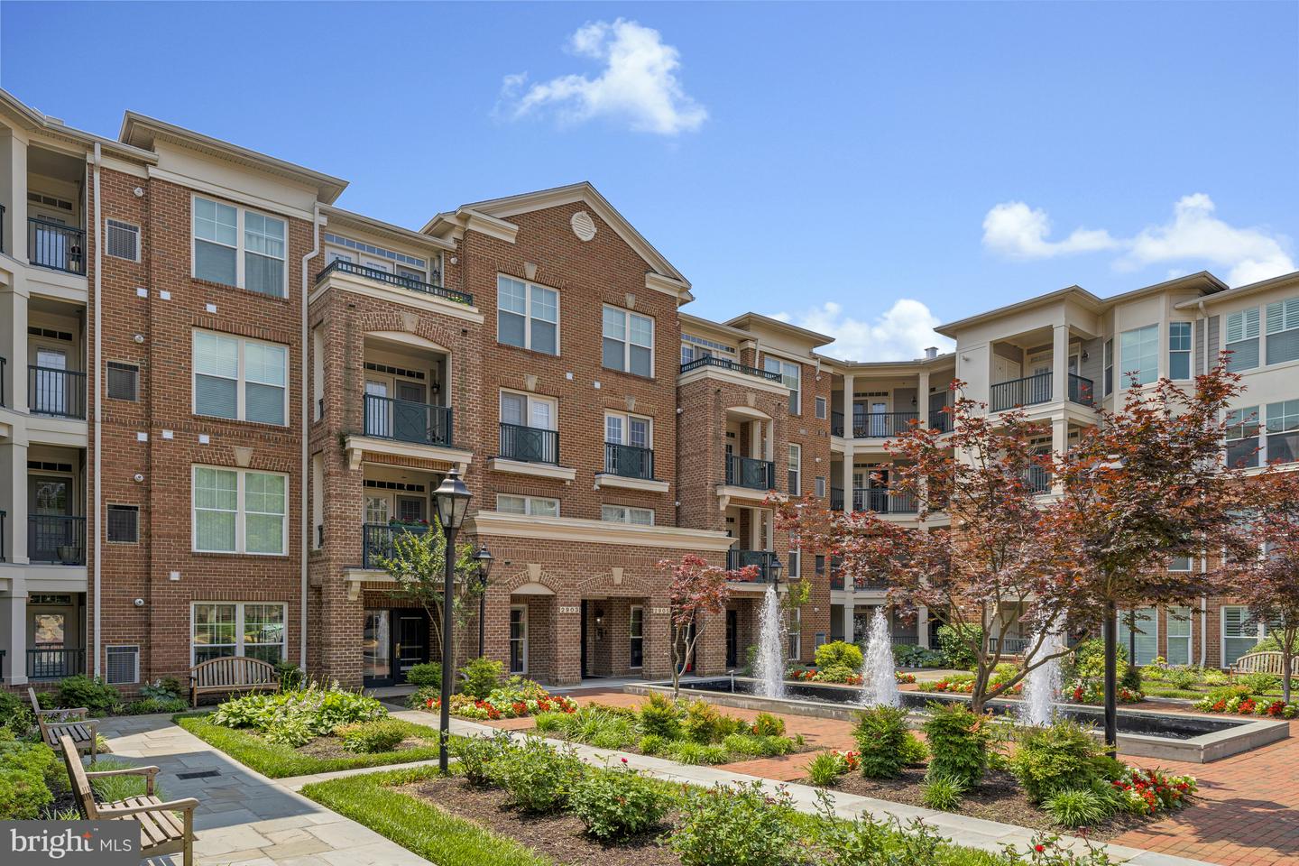 2903 SAINTSBURY PLAZA ##302, FAIRFAX, Virginia 22031, 3 Bedrooms Bedrooms, ,2 BathroomsBathrooms,Residential,For sale,2903 SAINTSBURY PLAZA ##302,VAFX2244750 MLS # VAFX2244750