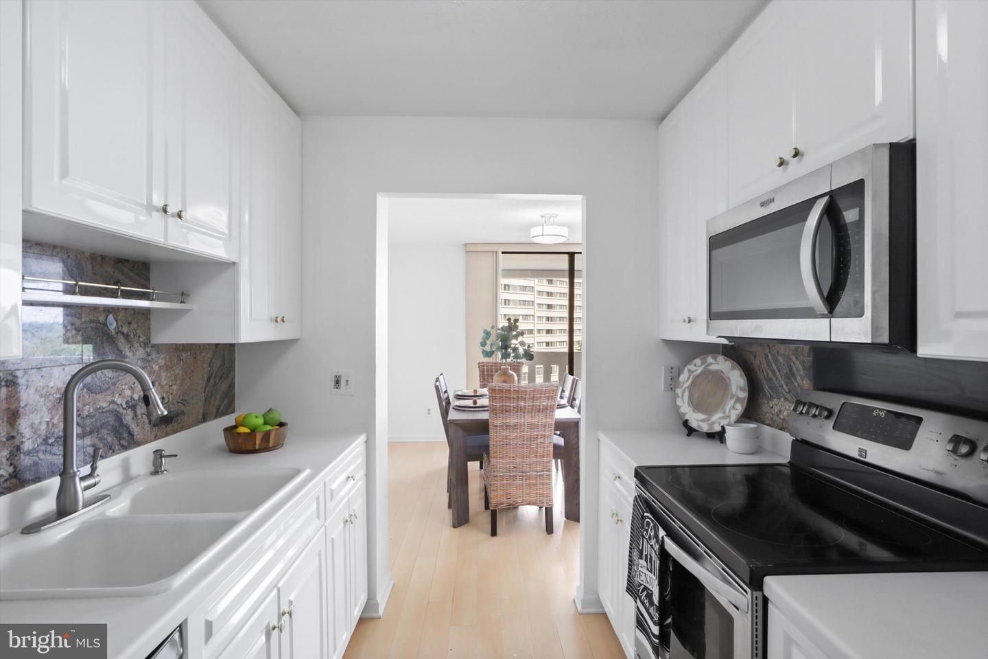 6101 EDSALL RD #611, ALEXANDRIA, Virginia 22304, 2 Bedrooms Bedrooms, ,2 BathroomsBathrooms,Residential,For sale,6101 EDSALL RD #611,VAAX2046054 MLS # VAAX2046054