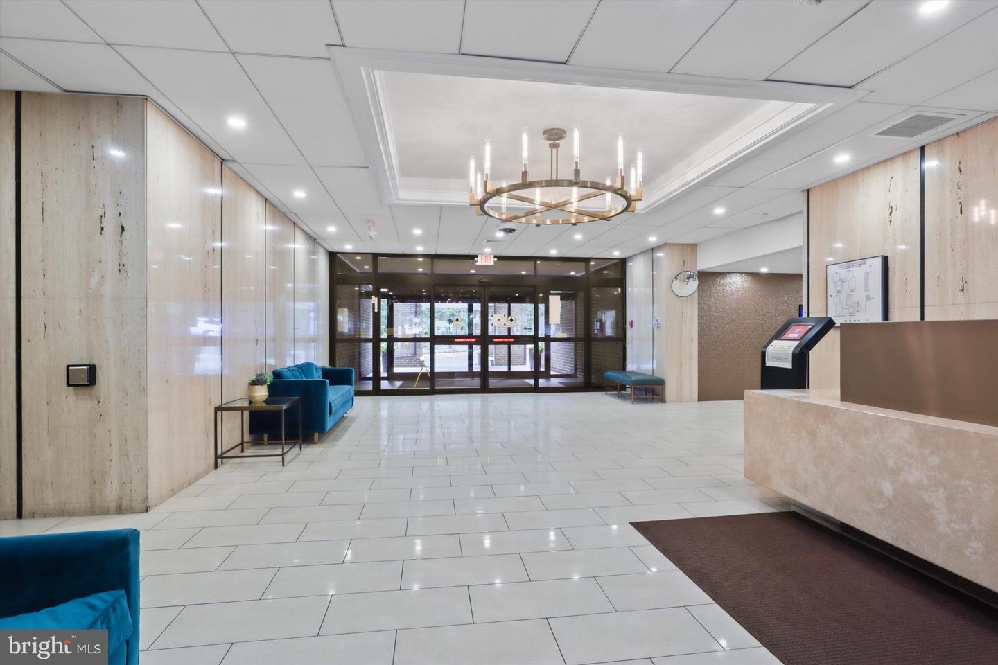 6101 EDSALL RD #611, ALEXANDRIA, Virginia 22304, 2 Bedrooms Bedrooms, ,2 BathroomsBathrooms,Residential,For sale,6101 EDSALL RD #611,VAAX2046054 MLS # VAAX2046054