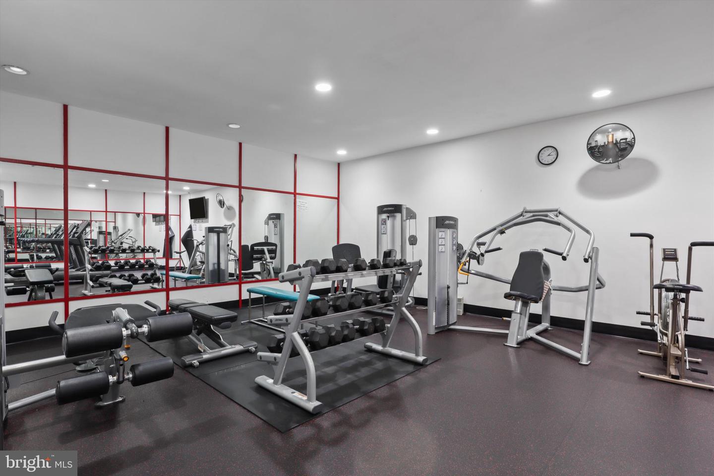 6101 EDSALL RD #611, ALEXANDRIA, Virginia 22304, 2 Bedrooms Bedrooms, ,2 BathroomsBathrooms,Residential,For sale,6101 EDSALL RD #611,VAAX2046054 MLS # VAAX2046054