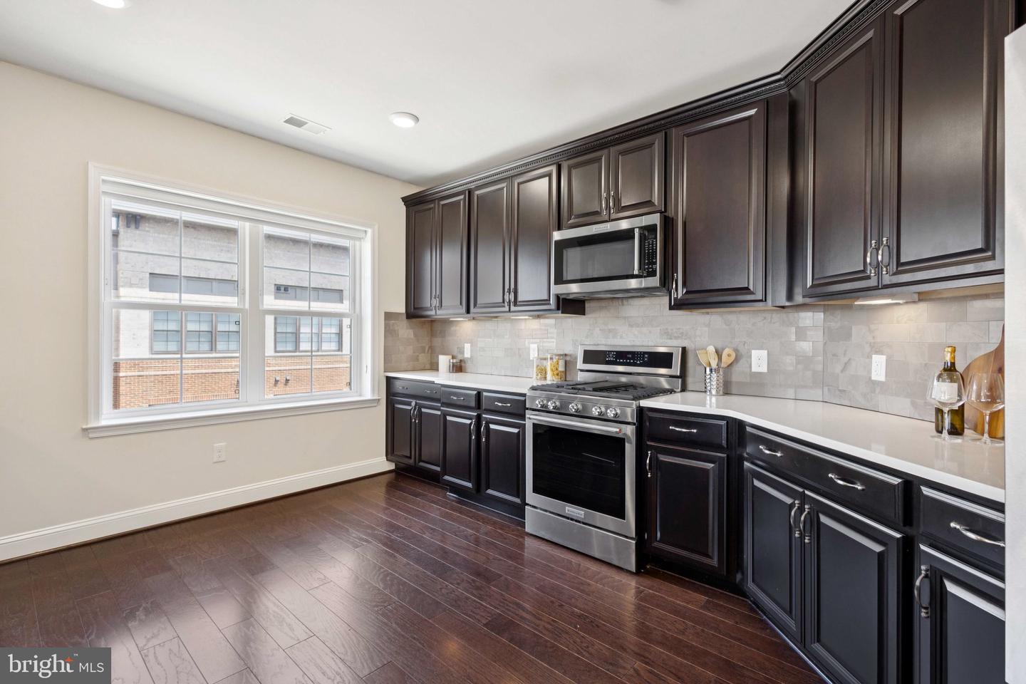 2907 BLEEKER ST #3-404, FAIRFAX, Virginia 22031, 2 Bedrooms Bedrooms, ,2 BathroomsBathrooms,Residential,For sale,2907 BLEEKER ST #3-404,VAFX2245084 MLS # VAFX2245084
