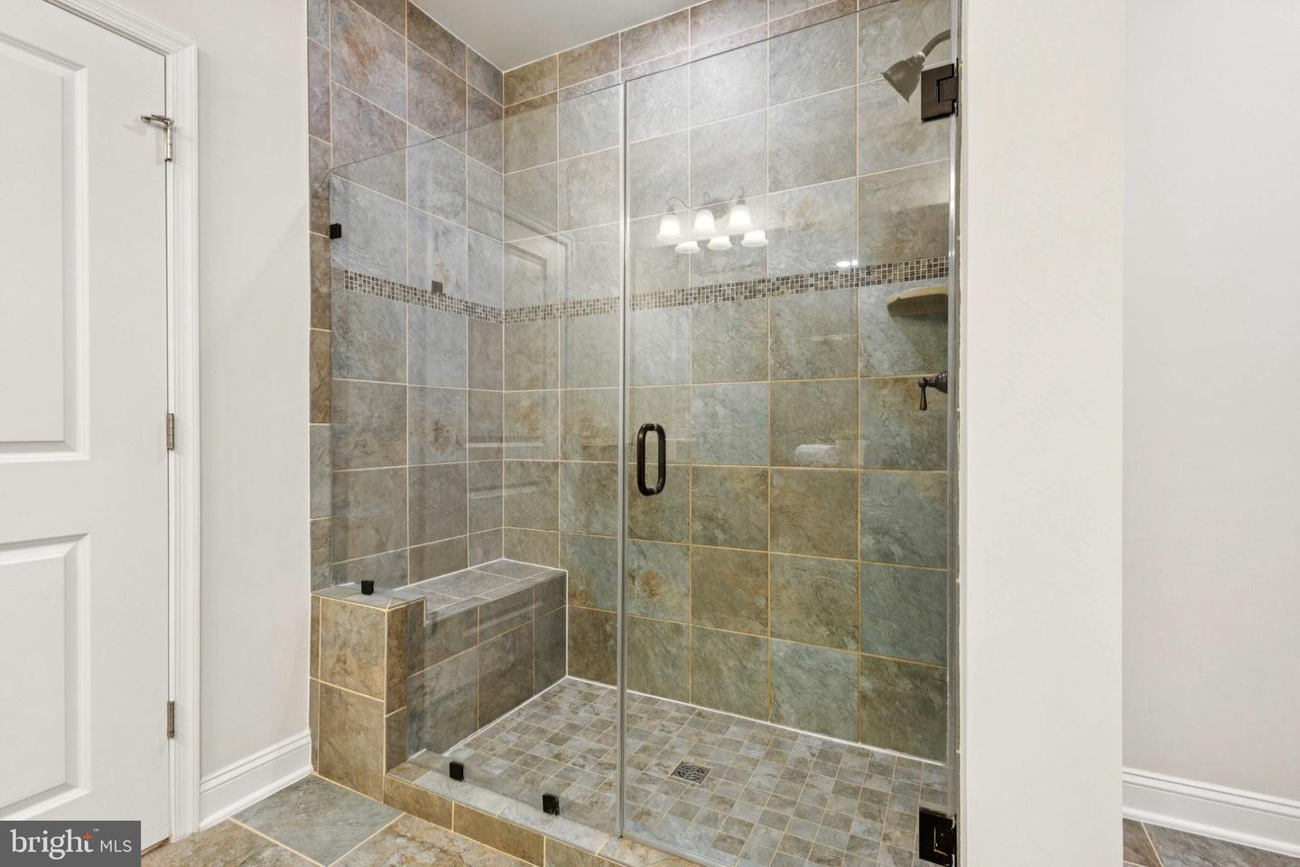 2907 BLEEKER ST #3-404, FAIRFAX, Virginia 22031, 2 Bedrooms Bedrooms, ,2 BathroomsBathrooms,Residential,For sale,2907 BLEEKER ST #3-404,VAFX2245084 MLS # VAFX2245084