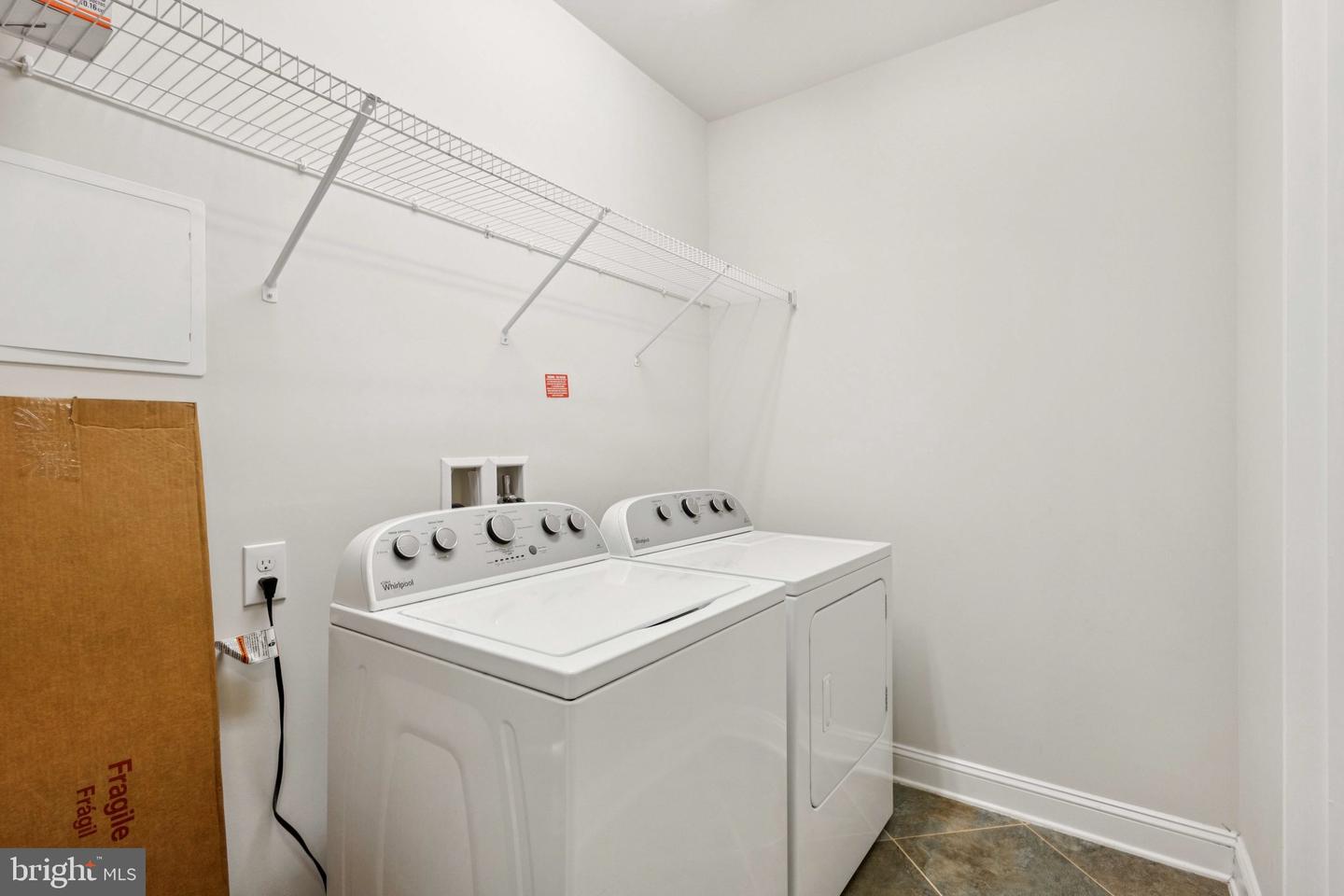 2907 BLEEKER ST #3-404, FAIRFAX, Virginia 22031, 2 Bedrooms Bedrooms, ,2 BathroomsBathrooms,Residential,For sale,2907 BLEEKER ST #3-404,VAFX2245084 MLS # VAFX2245084