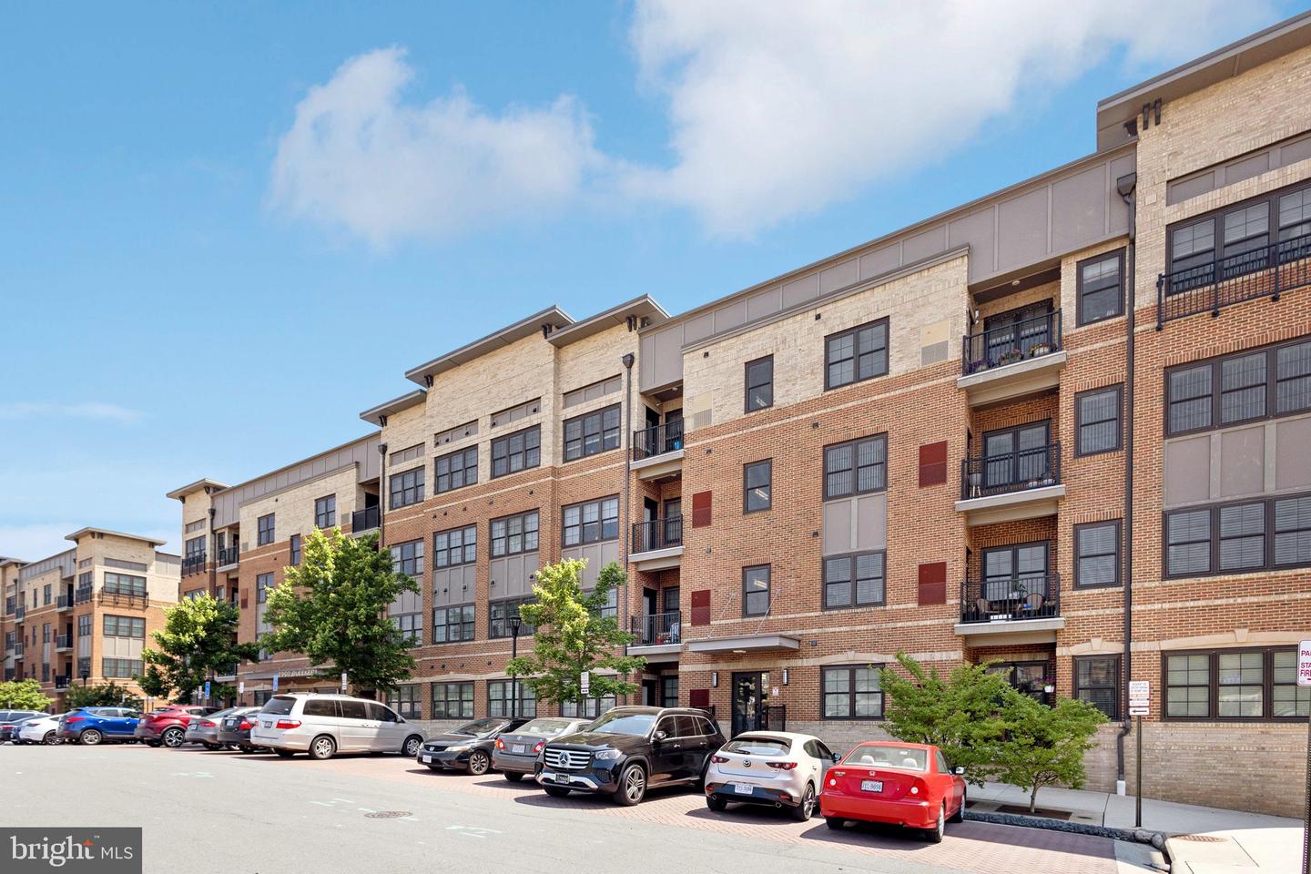 2907 BLEEKER ST #3-404, FAIRFAX, Virginia 22031, 2 Bedrooms Bedrooms, ,2 BathroomsBathrooms,Residential,For sale,2907 BLEEKER ST #3-404,VAFX2245084 MLS # VAFX2245084