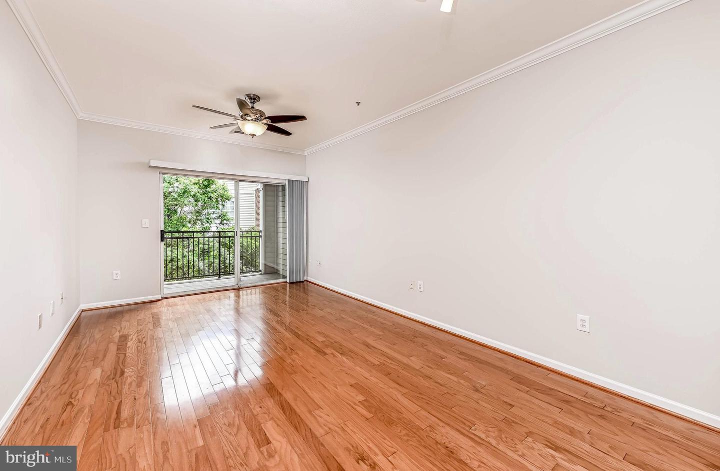 12909 CENTRE PARK CIR #306, HERNDON, Virginia 20171, 1 Bedroom Bedrooms, ,1 BathroomBathrooms,Residential,For sale,12909 CENTRE PARK CIR #306,VAFX2245160 MLS # VAFX2245160