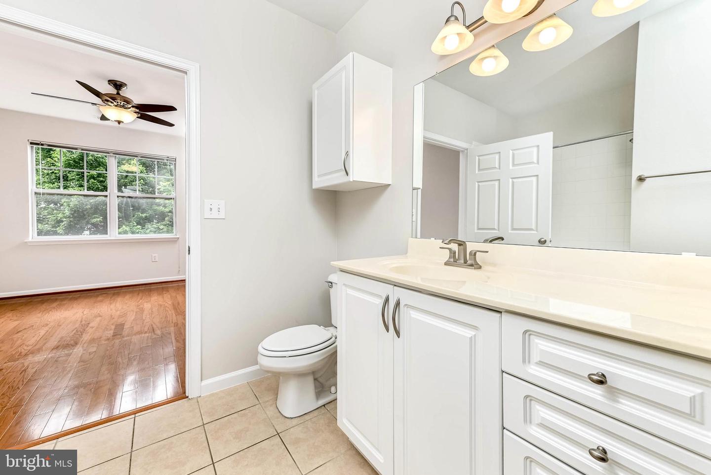 12909 CENTRE PARK CIR #306, HERNDON, Virginia 20171, 1 Bedroom Bedrooms, ,1 BathroomBathrooms,Residential,For sale,12909 CENTRE PARK CIR #306,VAFX2245160 MLS # VAFX2245160