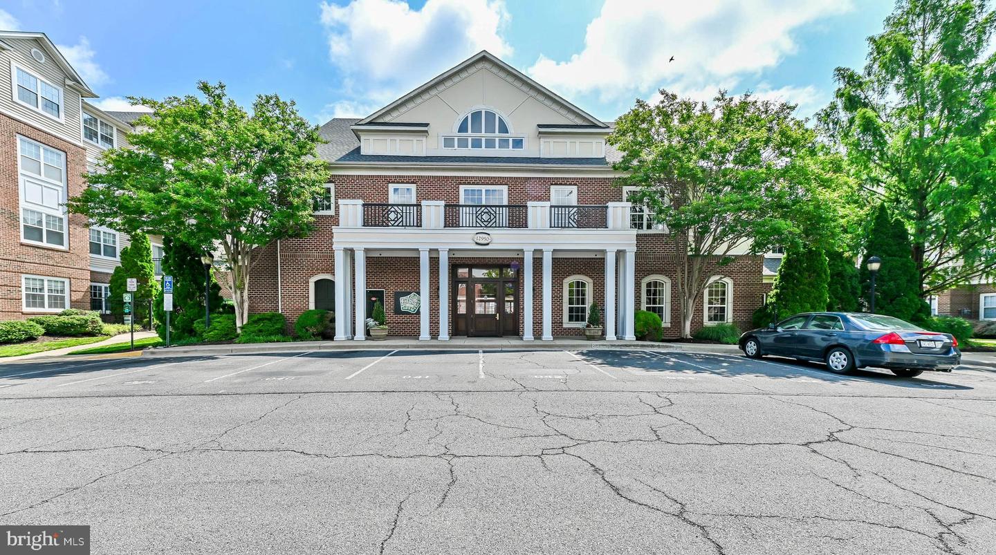 12909 CENTRE PARK CIR #306, HERNDON, Virginia 20171, 1 Bedroom Bedrooms, ,1 BathroomBathrooms,Residential,For sale,12909 CENTRE PARK CIR #306,VAFX2245160 MLS # VAFX2245160