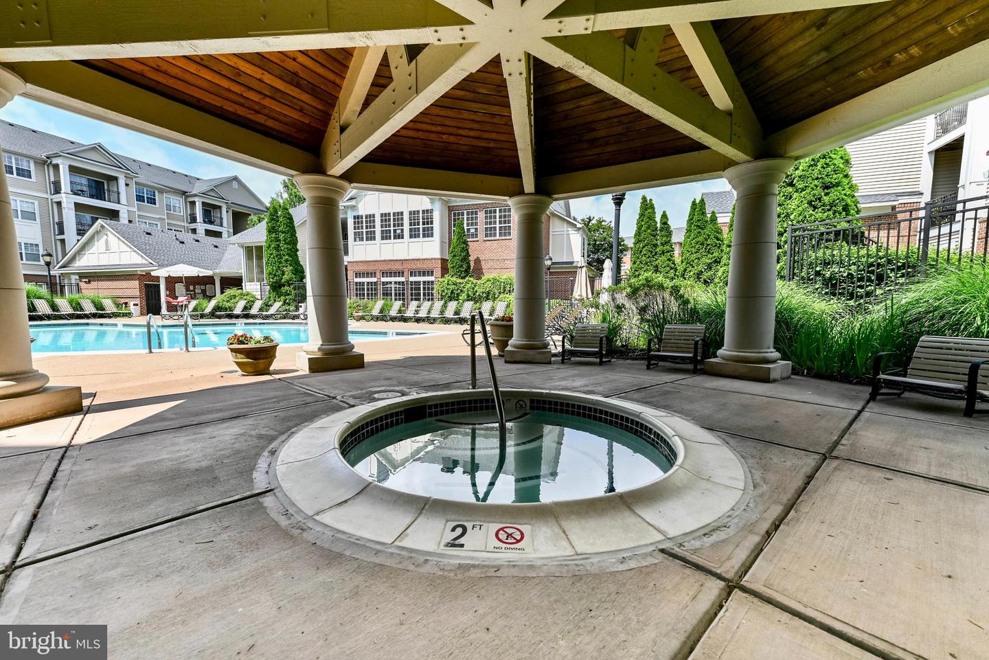 12909 CENTRE PARK CIR #306, HERNDON, Virginia 20171, 1 Bedroom Bedrooms, ,1 BathroomBathrooms,Residential,For sale,12909 CENTRE PARK CIR #306,VAFX2245160 MLS # VAFX2245160