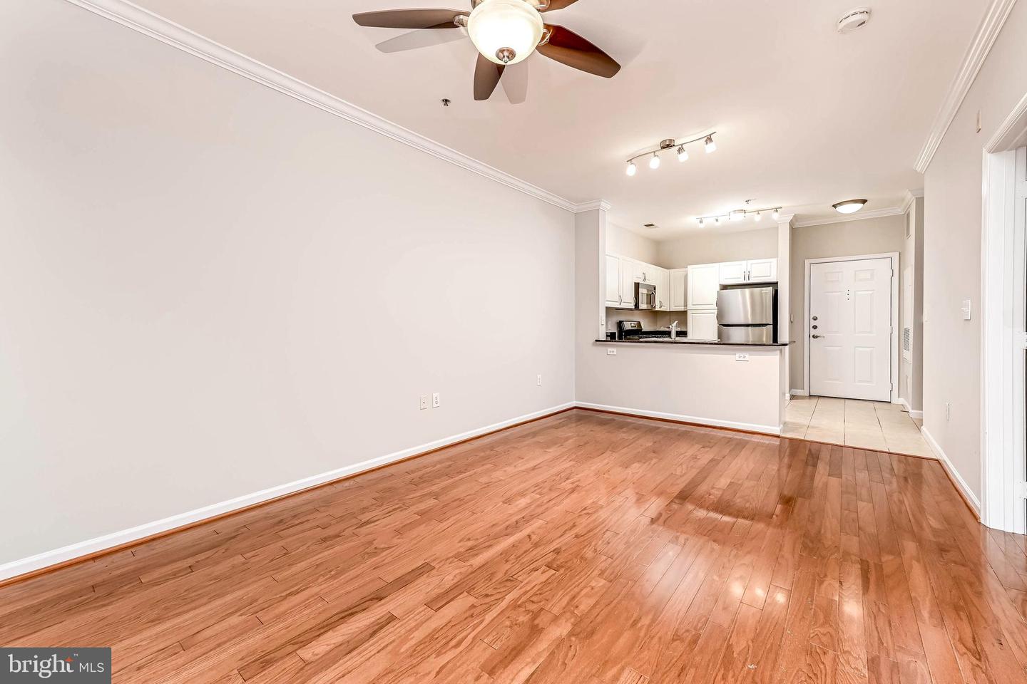 12909 CENTRE PARK CIR #306, HERNDON, Virginia 20171, 1 Bedroom Bedrooms, ,1 BathroomBathrooms,Residential,For sale,12909 CENTRE PARK CIR #306,VAFX2245160 MLS # VAFX2245160