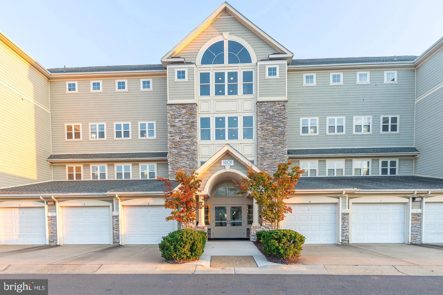 1601 LADUE CT #402, WOODBRIDGE, Virginia 22191, 2 Bedrooms Bedrooms, ,2 BathroomsBathrooms,Residential,For sale,1601 LADUE CT #402,VAPW2096200 MLS # VAPW2096200