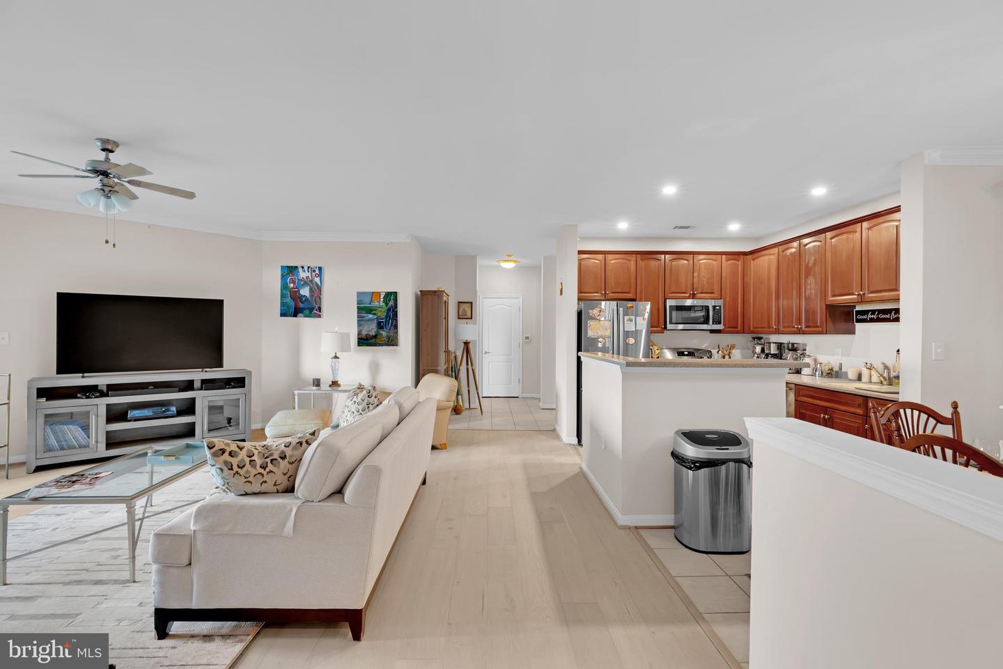 1601 LADUE CT #402, WOODBRIDGE, Virginia 22191, 2 Bedrooms Bedrooms, ,2 BathroomsBathrooms,Residential,For sale,1601 LADUE CT #402,VAPW2096200 MLS # VAPW2096200