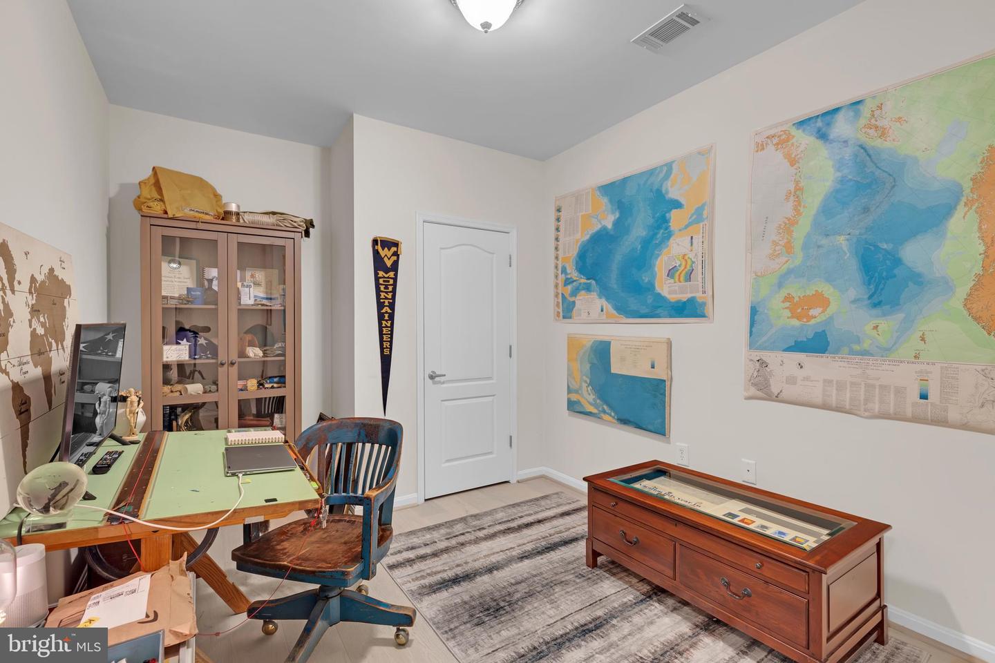 1601 LADUE CT #402, WOODBRIDGE, Virginia 22191, 2 Bedrooms Bedrooms, ,2 BathroomsBathrooms,Residential,For sale,1601 LADUE CT #402,VAPW2096200 MLS # VAPW2096200