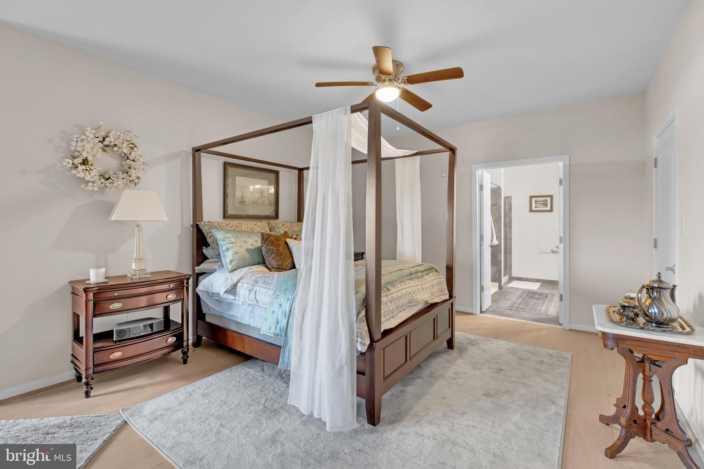 1601 LADUE CT #402, WOODBRIDGE, Virginia 22191, 2 Bedrooms Bedrooms, ,2 BathroomsBathrooms,Residential,For sale,1601 LADUE CT #402,VAPW2096200 MLS # VAPW2096200