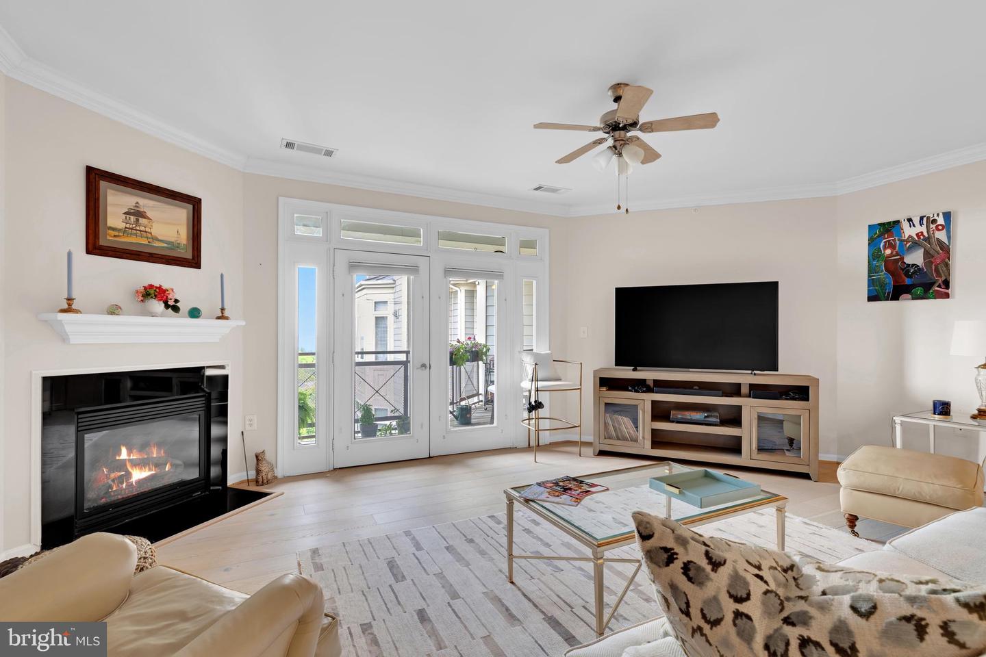 1601 LADUE CT #402, WOODBRIDGE, Virginia 22191, 2 Bedrooms Bedrooms, ,2 BathroomsBathrooms,Residential,For sale,1601 LADUE CT #402,VAPW2096200 MLS # VAPW2096200