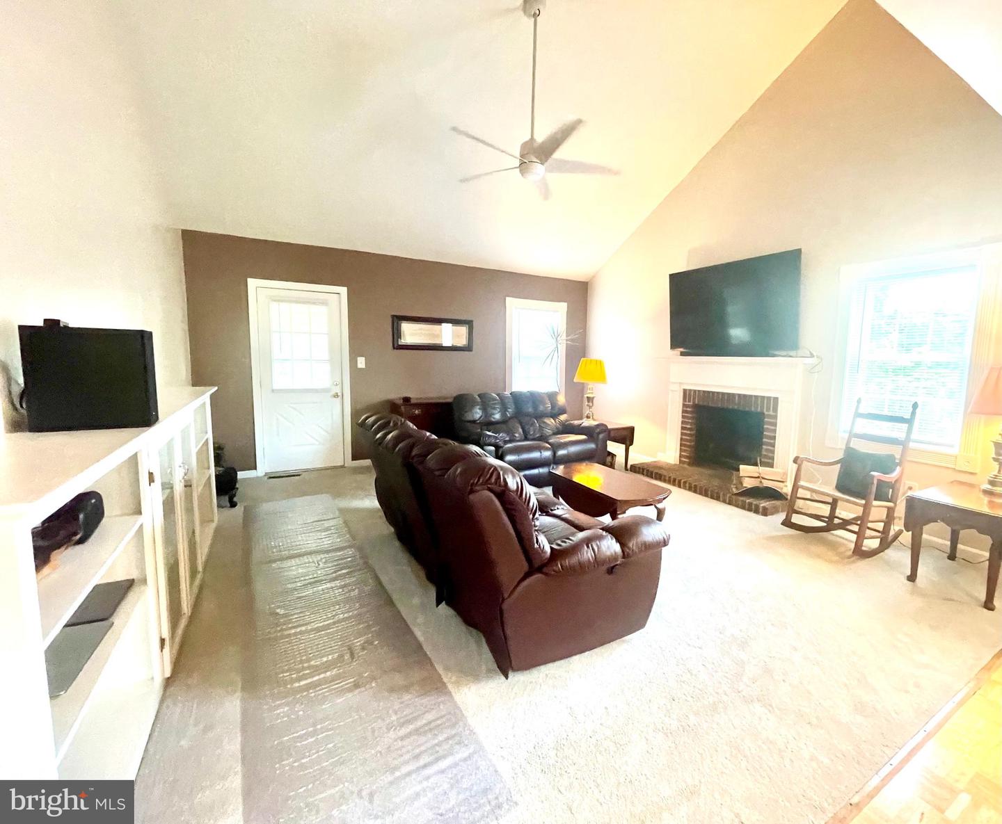 264 FAIRFIELD DR, WARRENTON, Virginia 20186, 2 Bedrooms Bedrooms, ,3 BathroomsBathrooms,Residential,For sale,264 FAIRFIELD DR,VAFQ2016938 MLS # VAFQ2016938