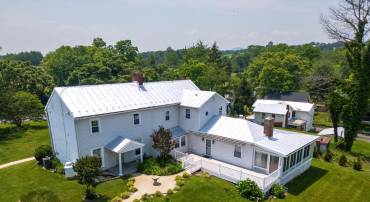 887 NATURAL CHIMNEYS RD, MOUNT SOLON, Virginia 22843, 4 Bedrooms Bedrooms, ,3 BathroomsBathrooms,Residential,For sale,887 NATURAL CHIMNEYS RD,VAAG2000602 MLS # VAAG2000602