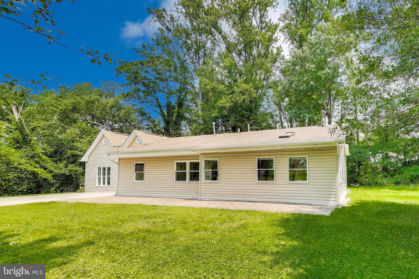 3603 JOHN CT, ANNANDALE, Virginia 22003, 5 Bedrooms Bedrooms, ,3 BathroomsBathrooms,Residential,For sale,3603 JOHN CT,VAFX2245358 MLS # VAFX2245358