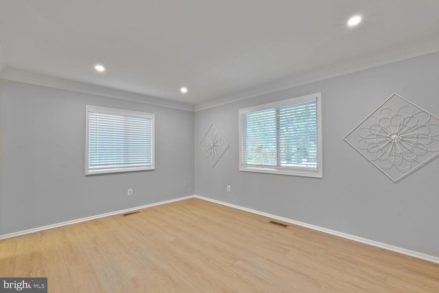 4149 ELIZABETH LN, ANNANDALE, Virginia 22003, 5 Bedrooms Bedrooms, ,2 BathroomsBathrooms,Residential,For sale,4149 ELIZABETH LN,VAFX2245366 MLS # VAFX2245366