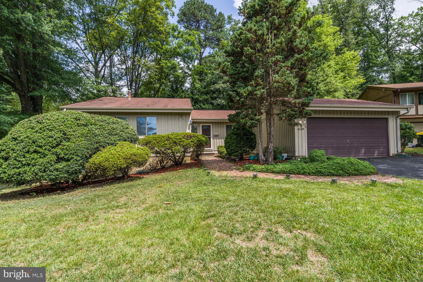 4149 ELIZABETH LN, ANNANDALE, Virginia 22003, 5 Bedrooms Bedrooms, ,2 BathroomsBathrooms,Residential,For sale,4149 ELIZABETH LN,VAFX2245366 MLS # VAFX2245366