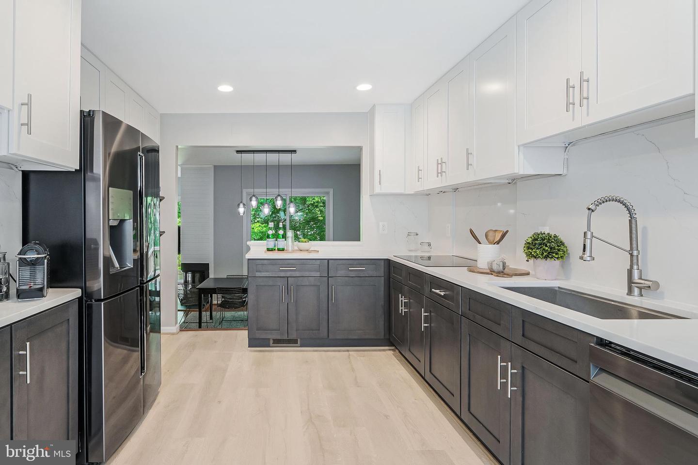 2066 LAKE AUDUBON CT, RESTON, Virginia 20191, 4 Bedrooms Bedrooms, ,3 BathroomsBathrooms,Residential,For sale,2066 LAKE AUDUBON CT,VAFX2245374 MLS # VAFX2245374