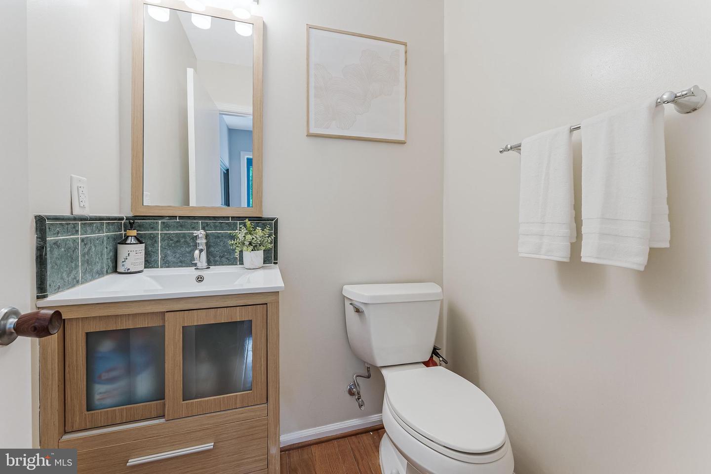 2066 LAKE AUDUBON CT, RESTON, Virginia 20191, 4 Bedrooms Bedrooms, ,3 BathroomsBathrooms,Residential,For sale,2066 LAKE AUDUBON CT,VAFX2245374 MLS # VAFX2245374
