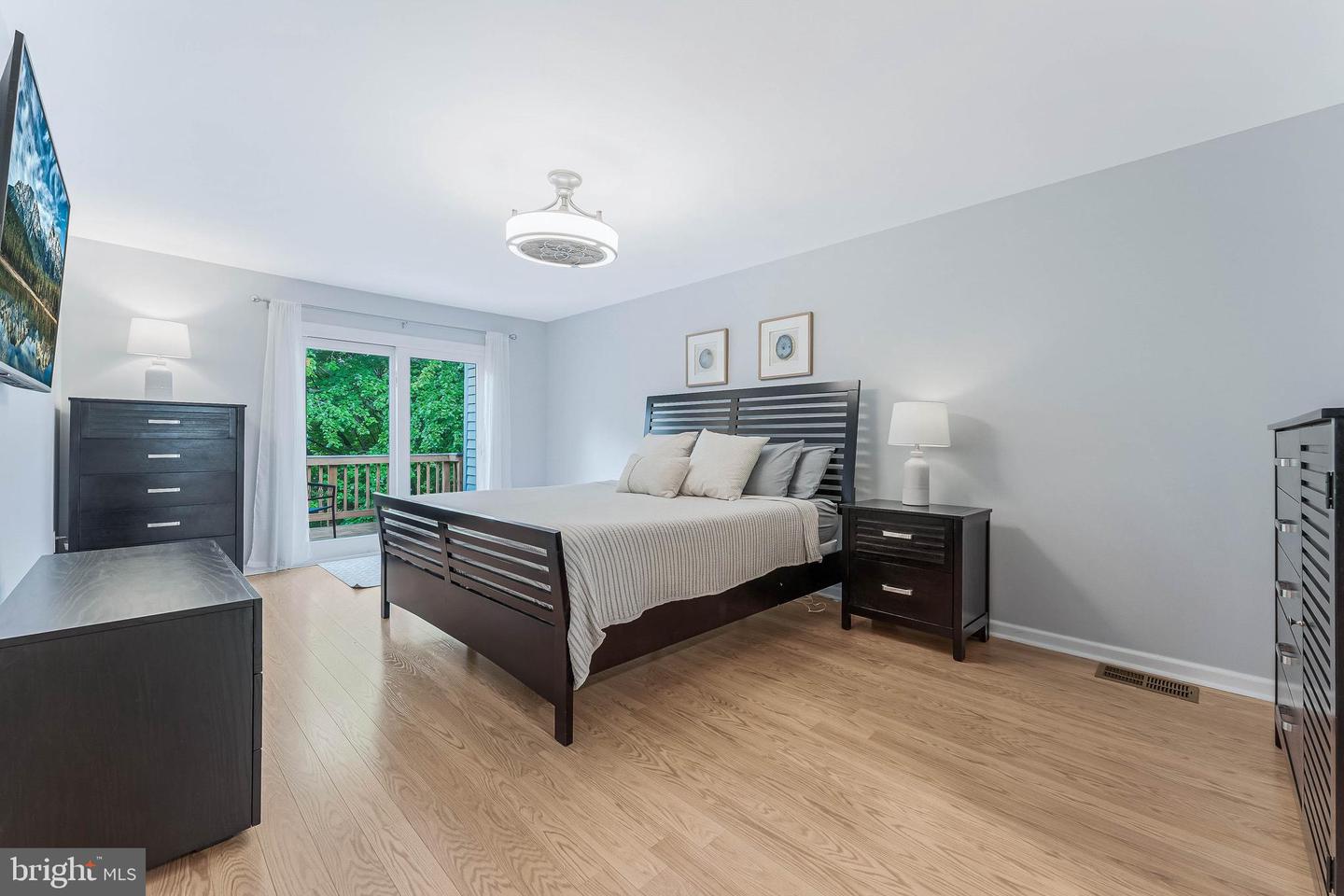 2066 LAKE AUDUBON CT, RESTON, Virginia 20191, 4 Bedrooms Bedrooms, ,3 BathroomsBathrooms,Residential,For sale,2066 LAKE AUDUBON CT,VAFX2245374 MLS # VAFX2245374