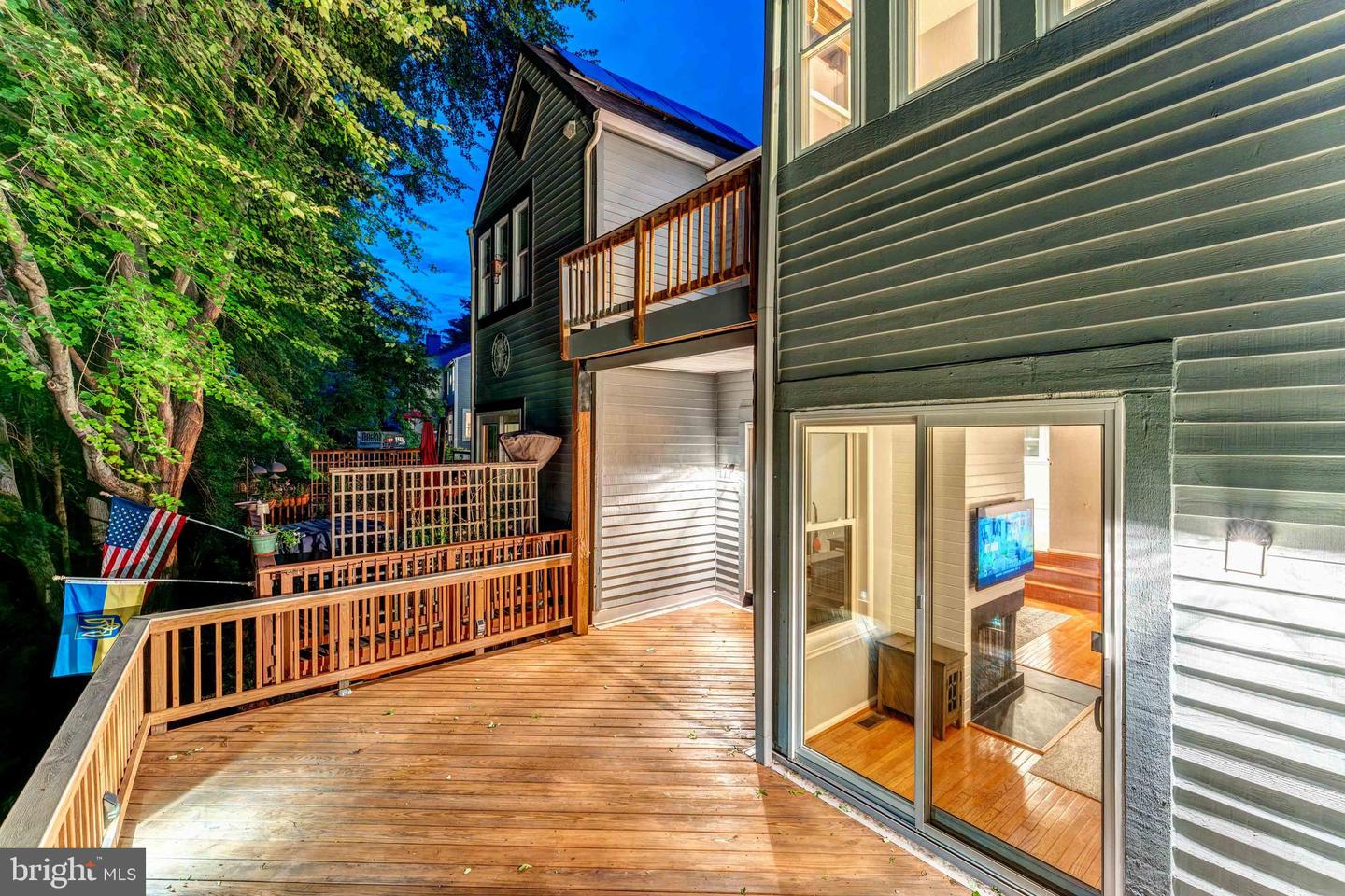 2066 LAKE AUDUBON CT, RESTON, Virginia 20191, 4 Bedrooms Bedrooms, ,3 BathroomsBathrooms,Residential,For sale,2066 LAKE AUDUBON CT,VAFX2245374 MLS # VAFX2245374