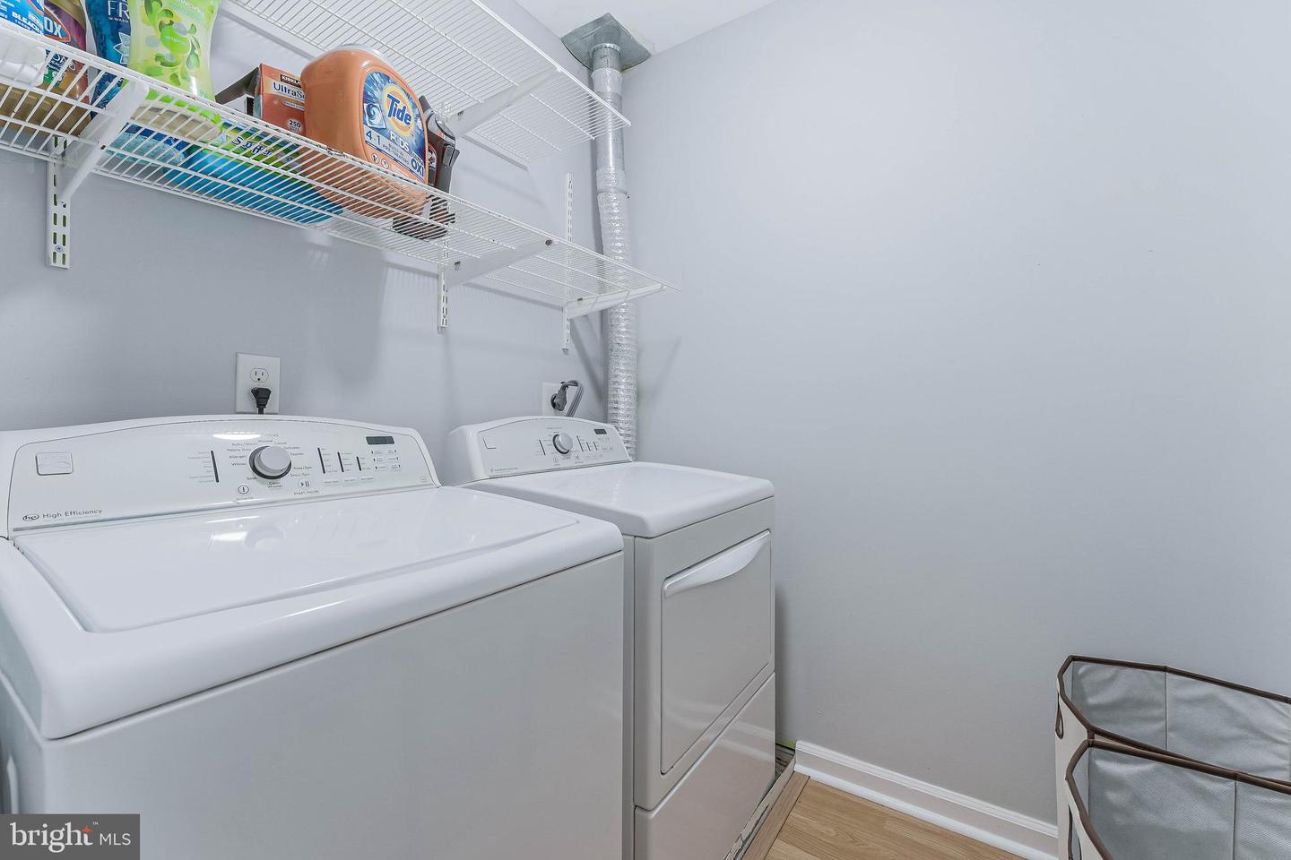2066 LAKE AUDUBON CT, RESTON, Virginia 20191, 4 Bedrooms Bedrooms, ,3 BathroomsBathrooms,Residential,For sale,2066 LAKE AUDUBON CT,VAFX2245374 MLS # VAFX2245374