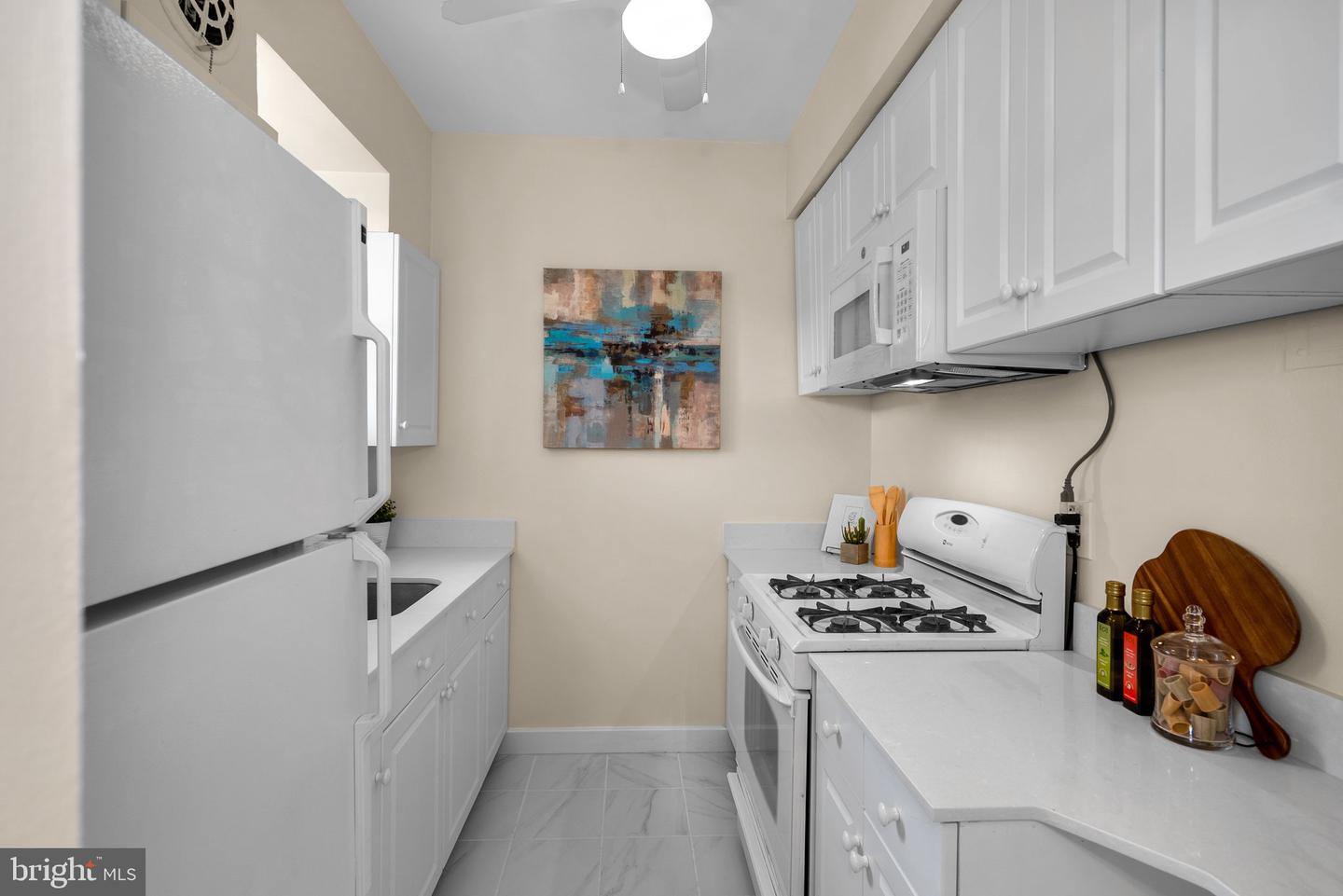3025 ONTARIO RD NW #108, WASHINGTON, District Of Columbia 20009, 1 Bedroom Bedrooms, ,1 BathroomBathrooms,Residential,For sale,3025 ONTARIO RD NW #108,DCDC2204128 MLS # DCDC2204128