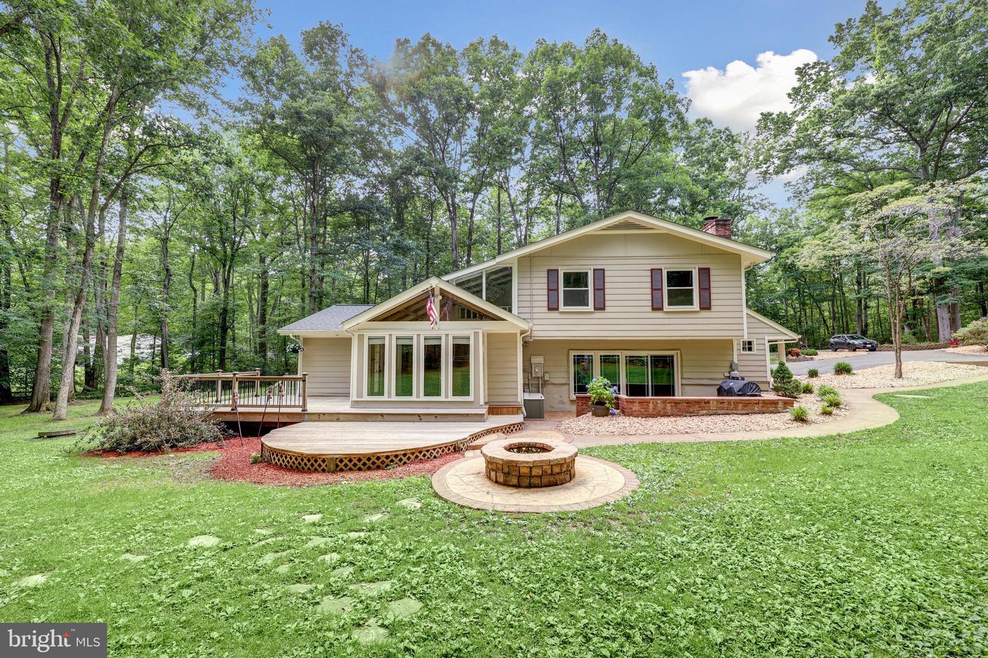 8328 RIVER RD, FREDERICKSBURG, Virginia 22407, 4 Bedrooms Bedrooms, ,3 BathroomsBathrooms,Residential,For sale,8328 RIVER RD,VASP2033706 MLS # VASP2033706