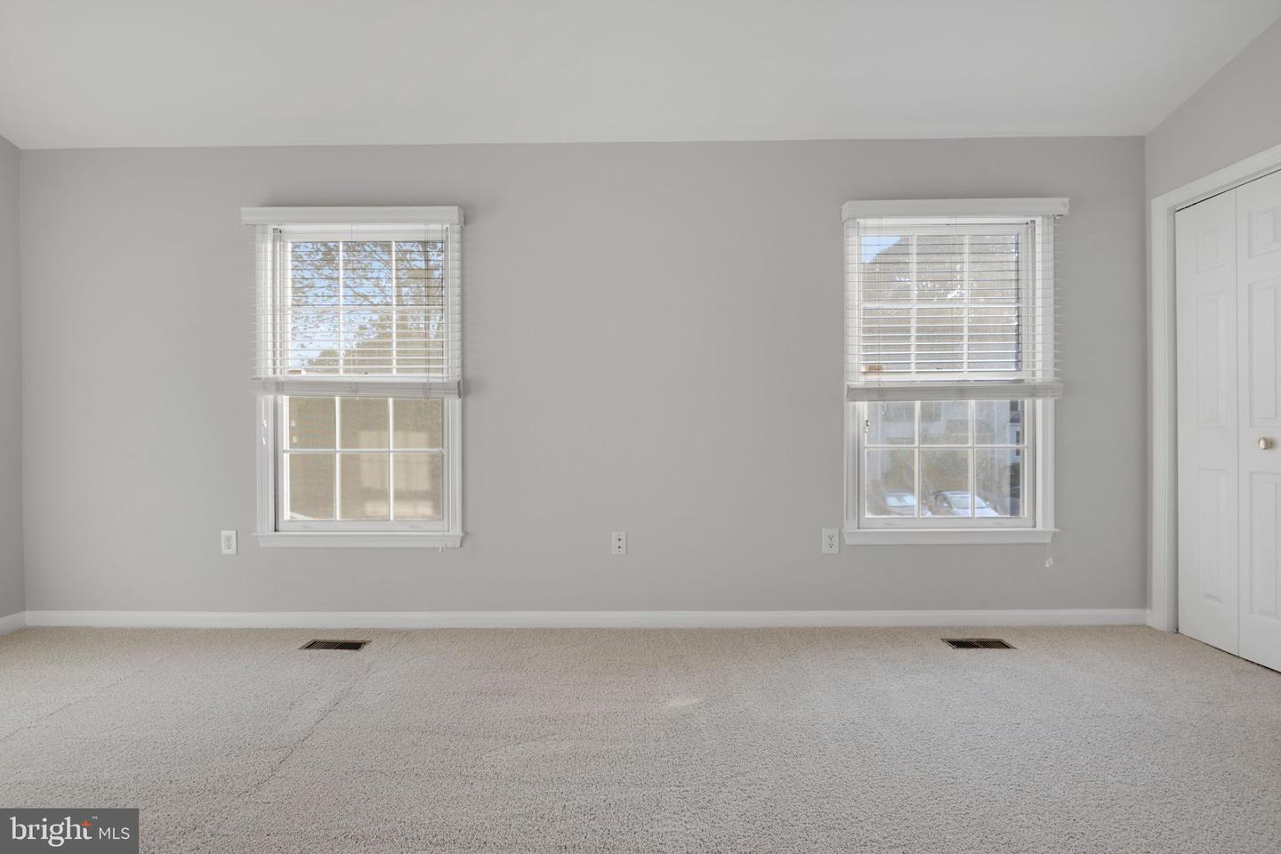 7267 OLDE LANTERN WAY, SPRINGFIELD, Virginia 22152, 3 Bedrooms Bedrooms, ,3 BathroomsBathrooms,Residential,For sale,7267 OLDE LANTERN WAY,VAFX2245908 MLS # VAFX2245908
