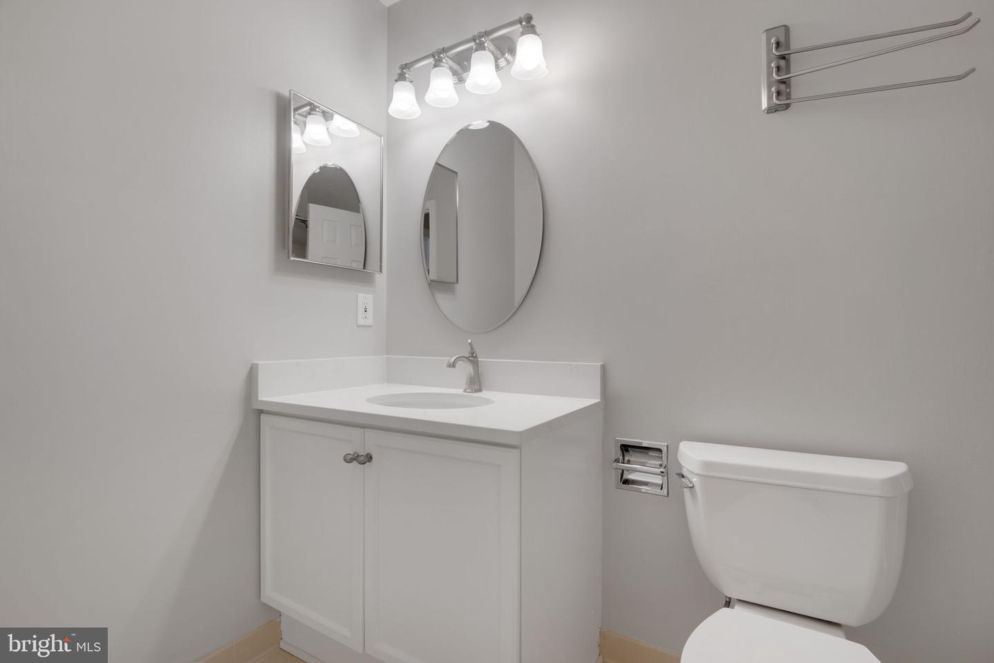 7267 OLDE LANTERN WAY, SPRINGFIELD, Virginia 22152, 3 Bedrooms Bedrooms, ,3 BathroomsBathrooms,Residential,For sale,7267 OLDE LANTERN WAY,VAFX2245908 MLS # VAFX2245908