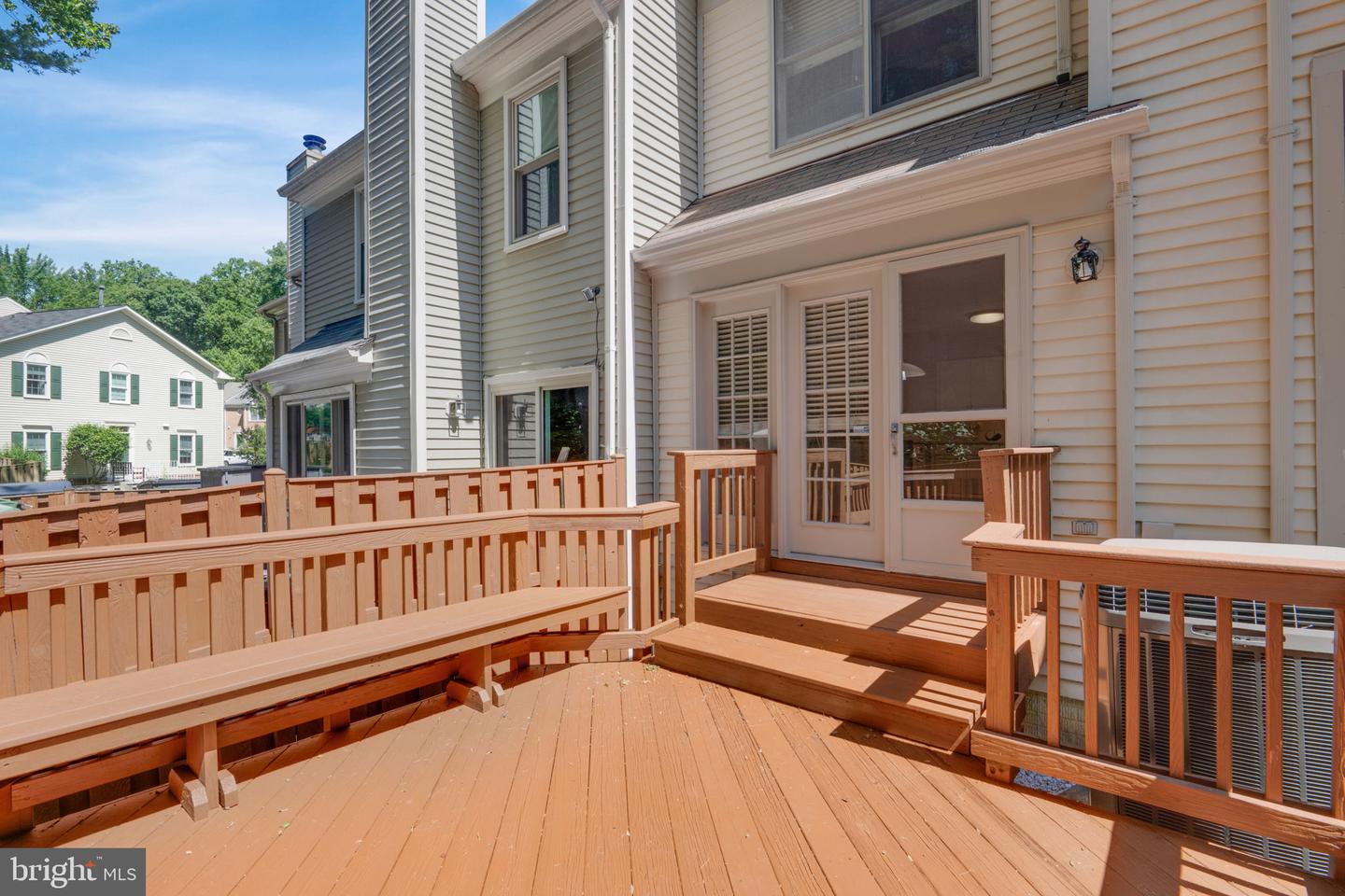 7267 OLDE LANTERN WAY, SPRINGFIELD, Virginia 22152, 3 Bedrooms Bedrooms, ,3 BathroomsBathrooms,Residential,For sale,7267 OLDE LANTERN WAY,VAFX2245908 MLS # VAFX2245908